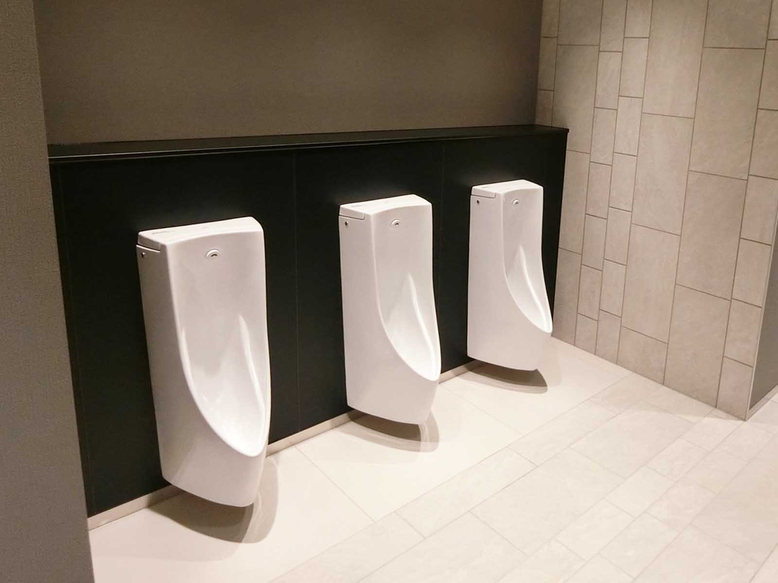 男性用トイレ