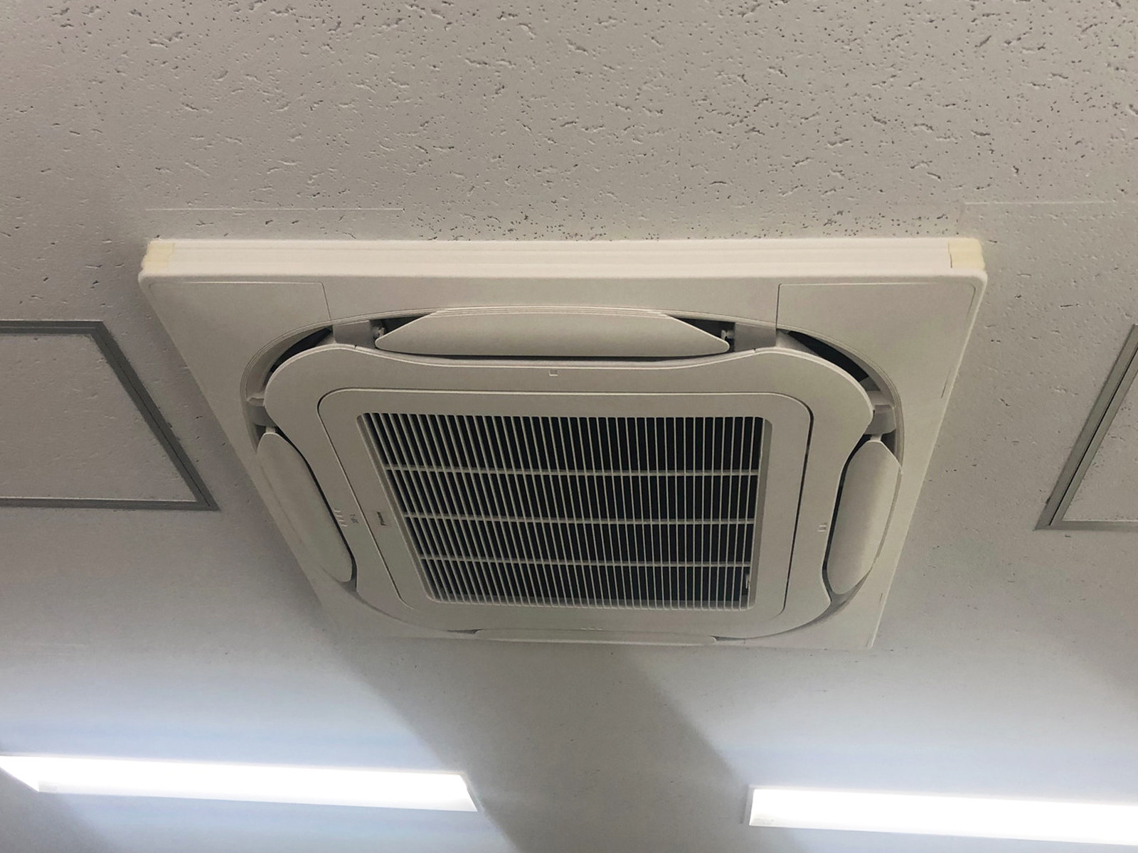 空調