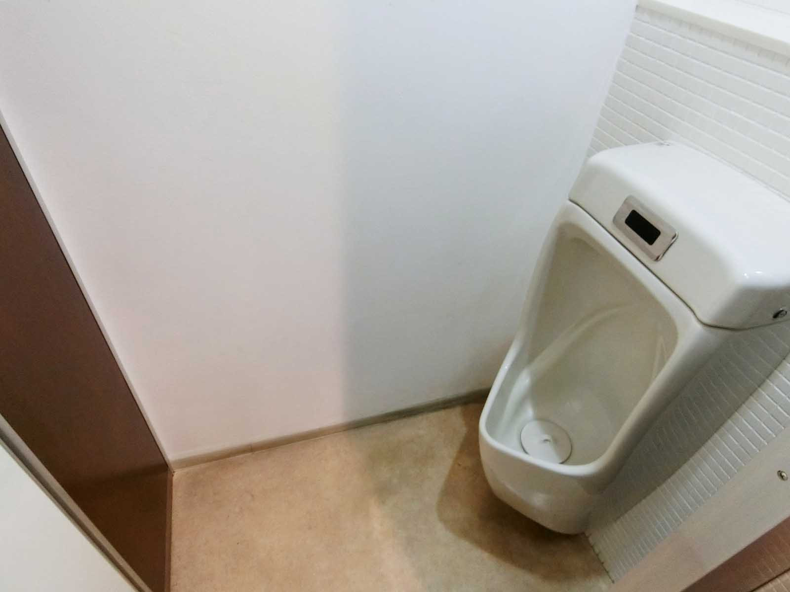 男性用トイレ