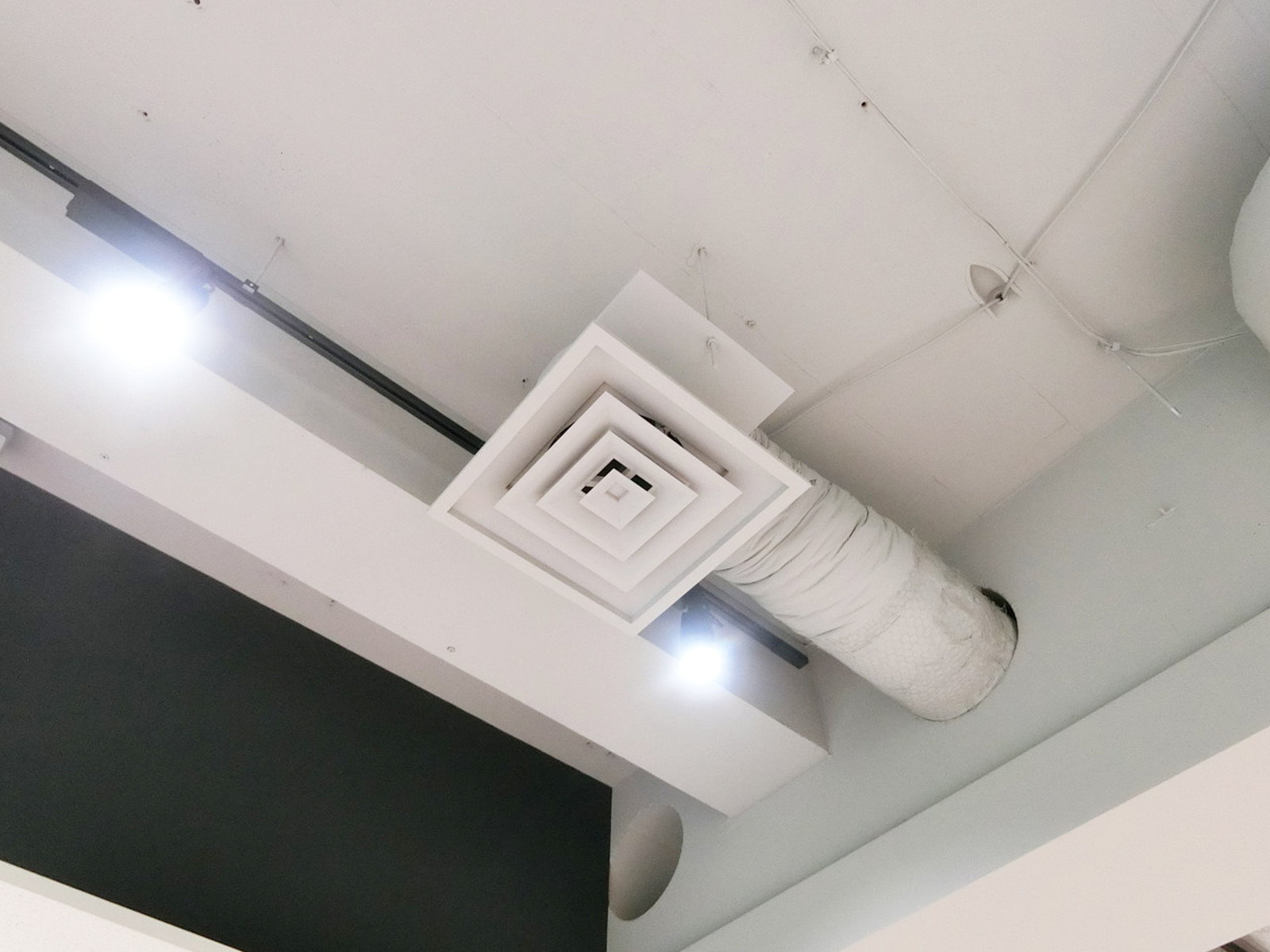 空調