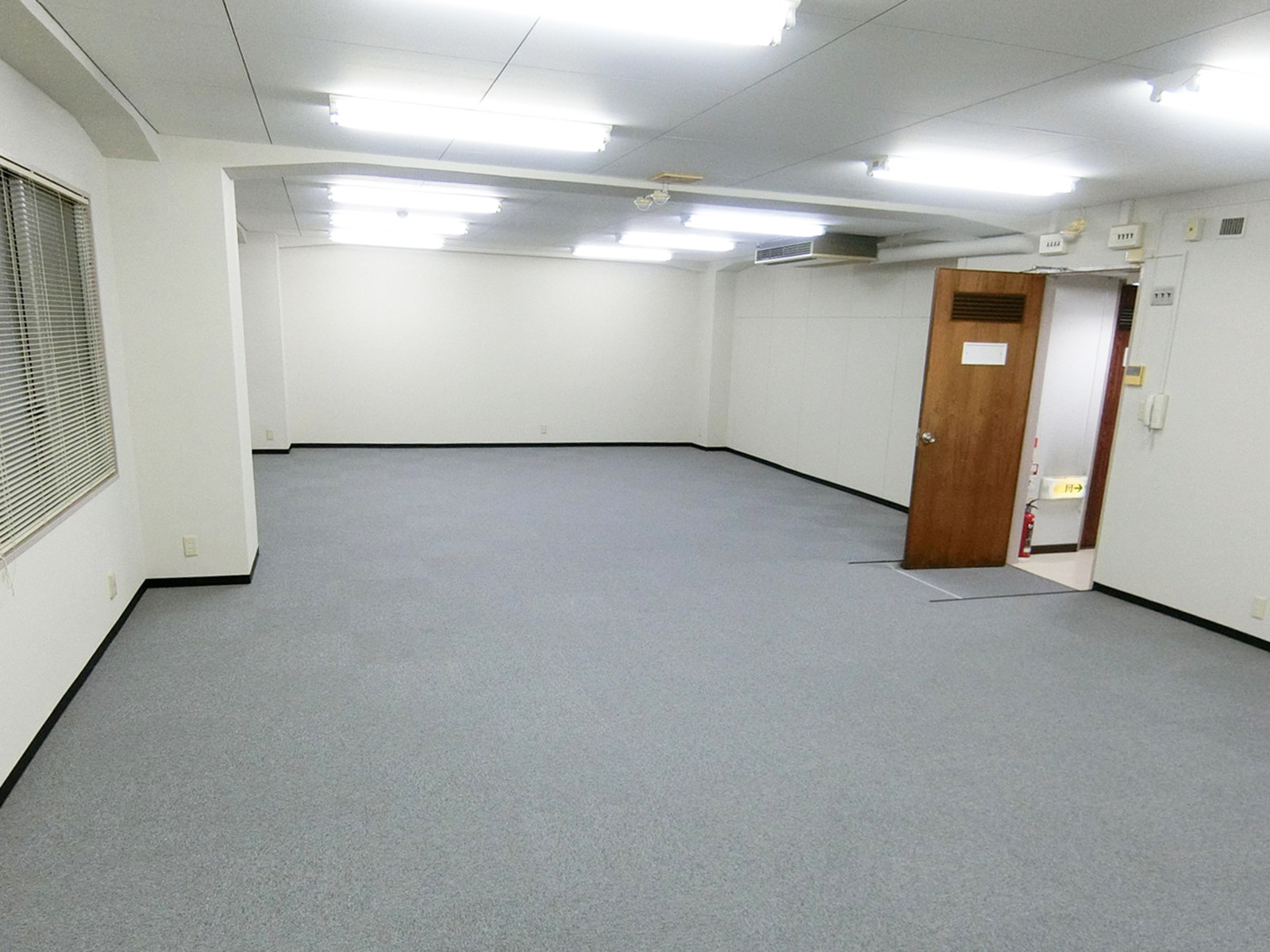 オフィス室内参考画像(4階・約25坪)