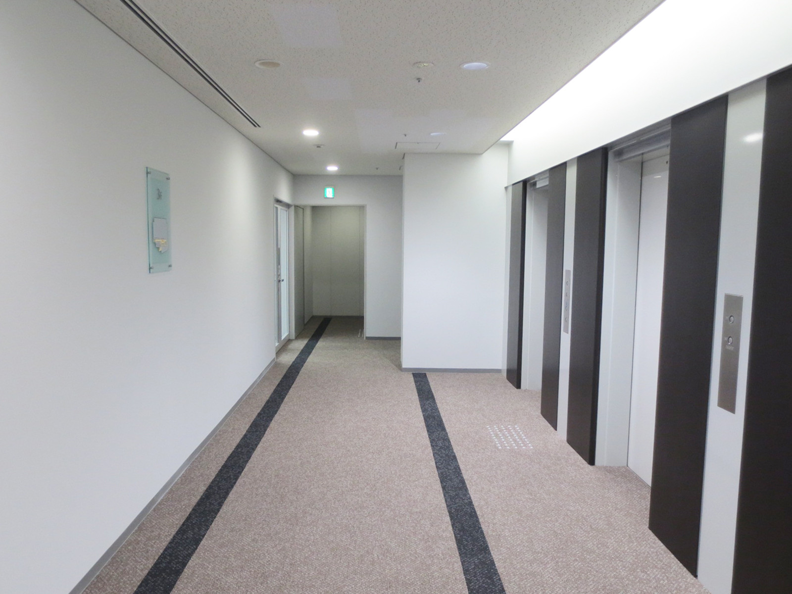エレベーターホール
