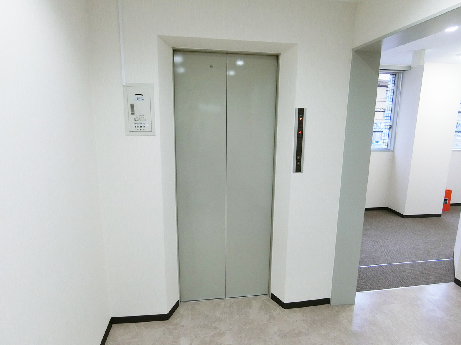 エレベーター