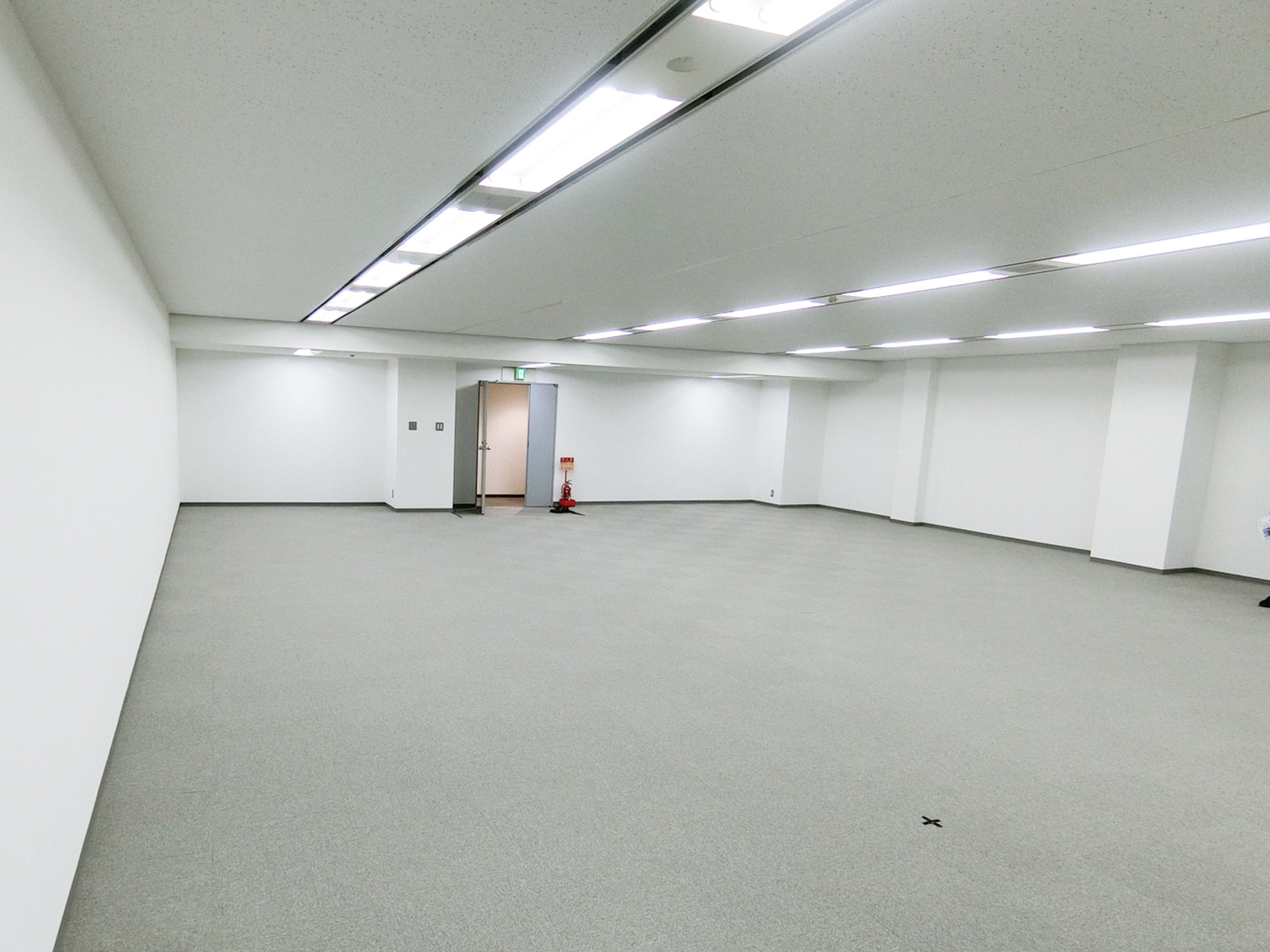 別角度の様子