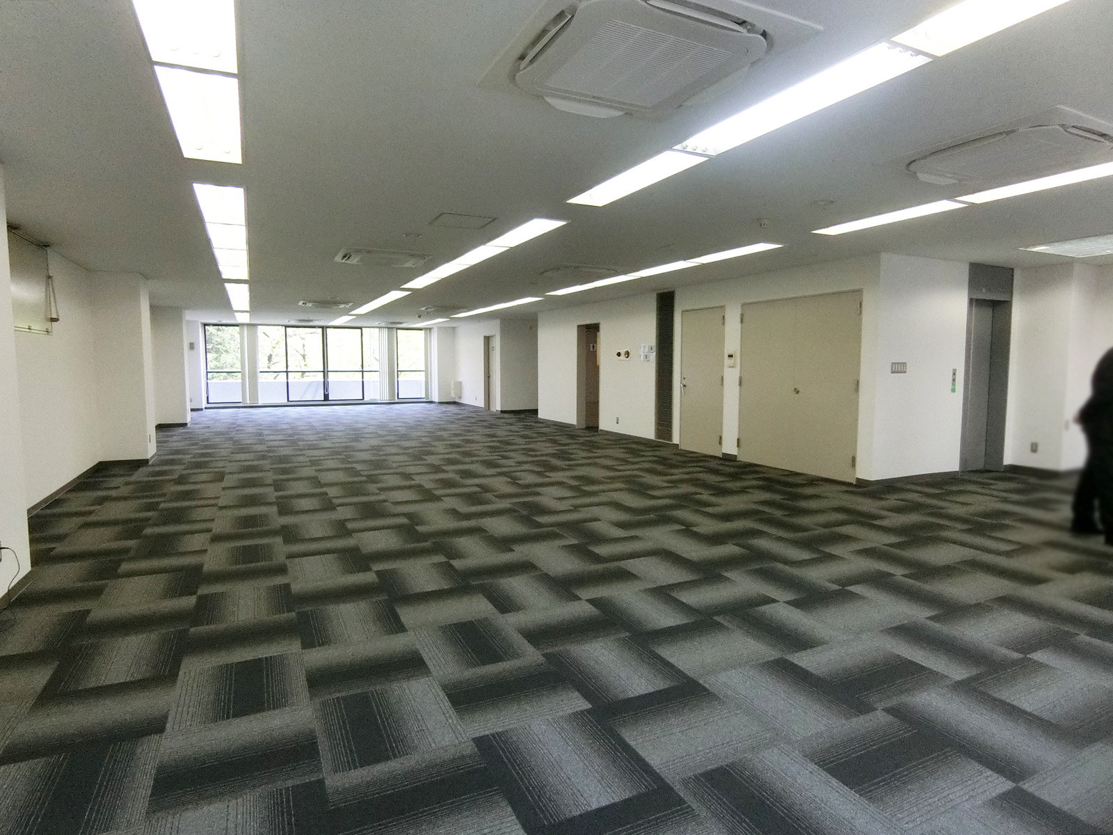オフィス室内参考画像（4階・約65坪）