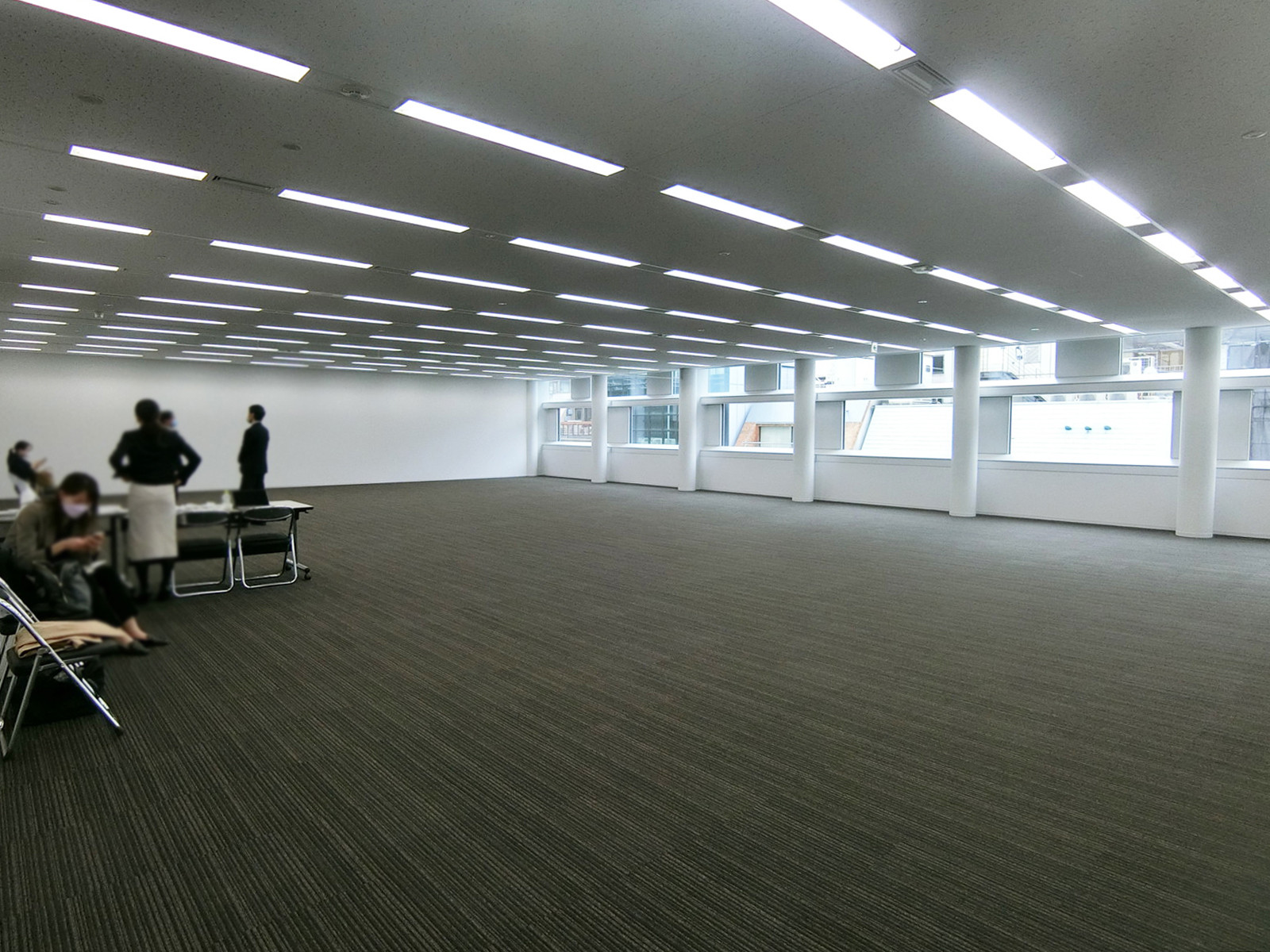 別角度の様子