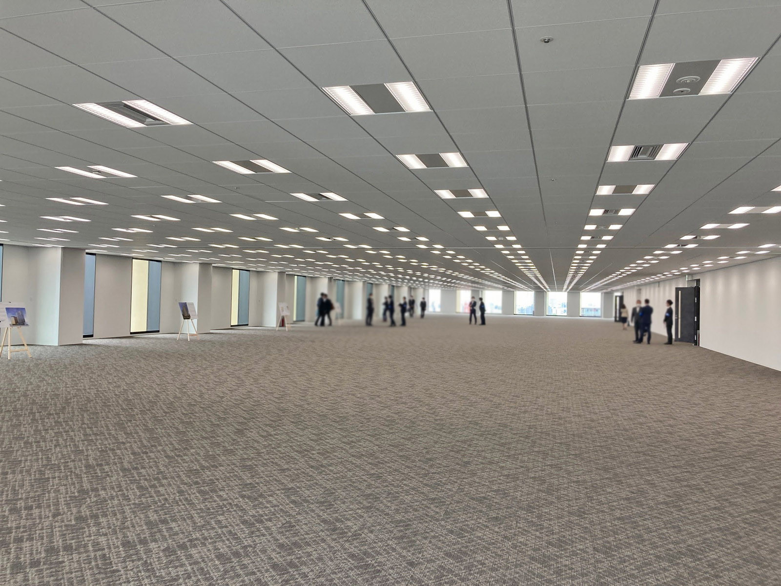 オフィス室内参考画像