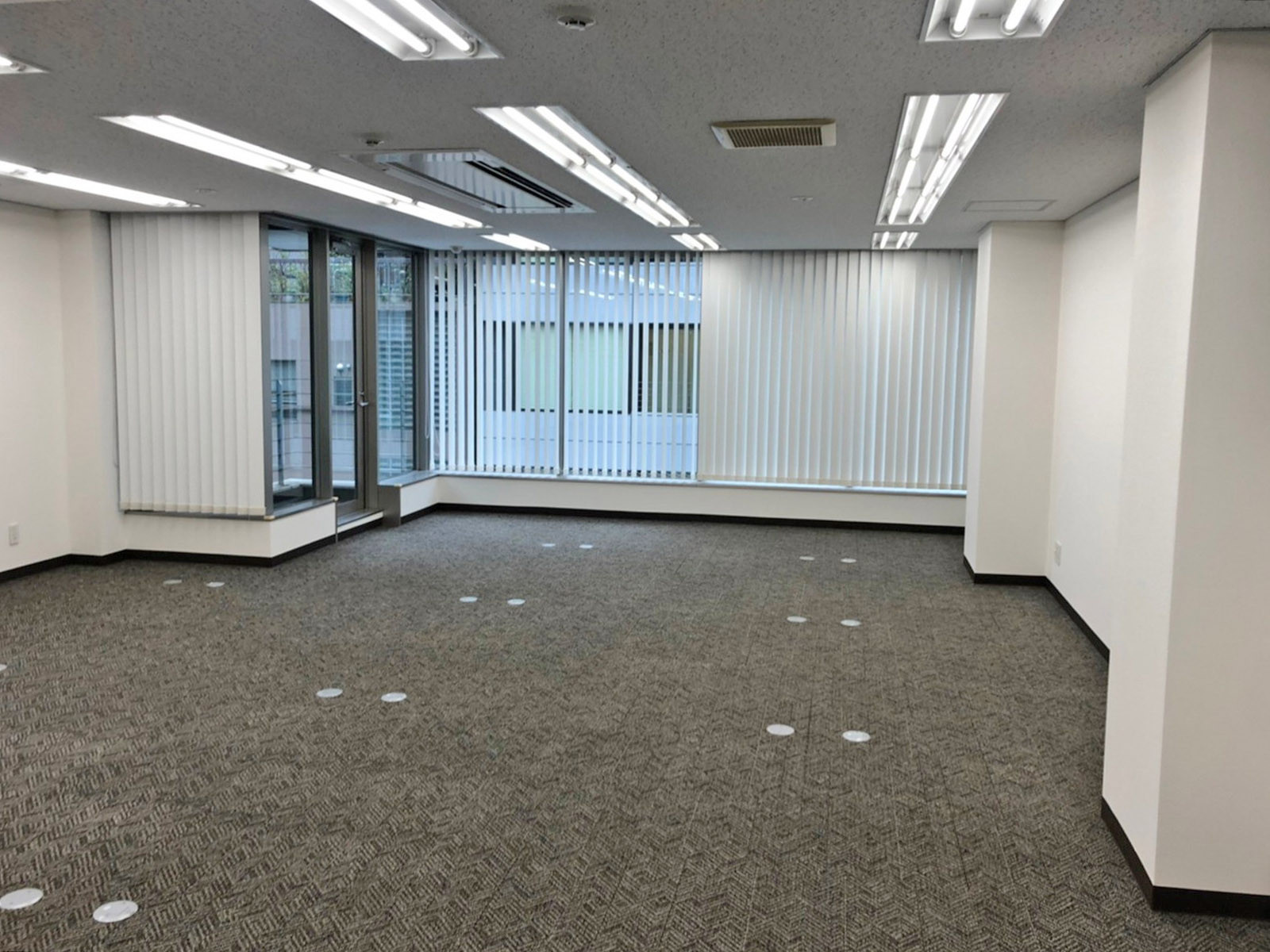 オフィス室内参考画像（4階）