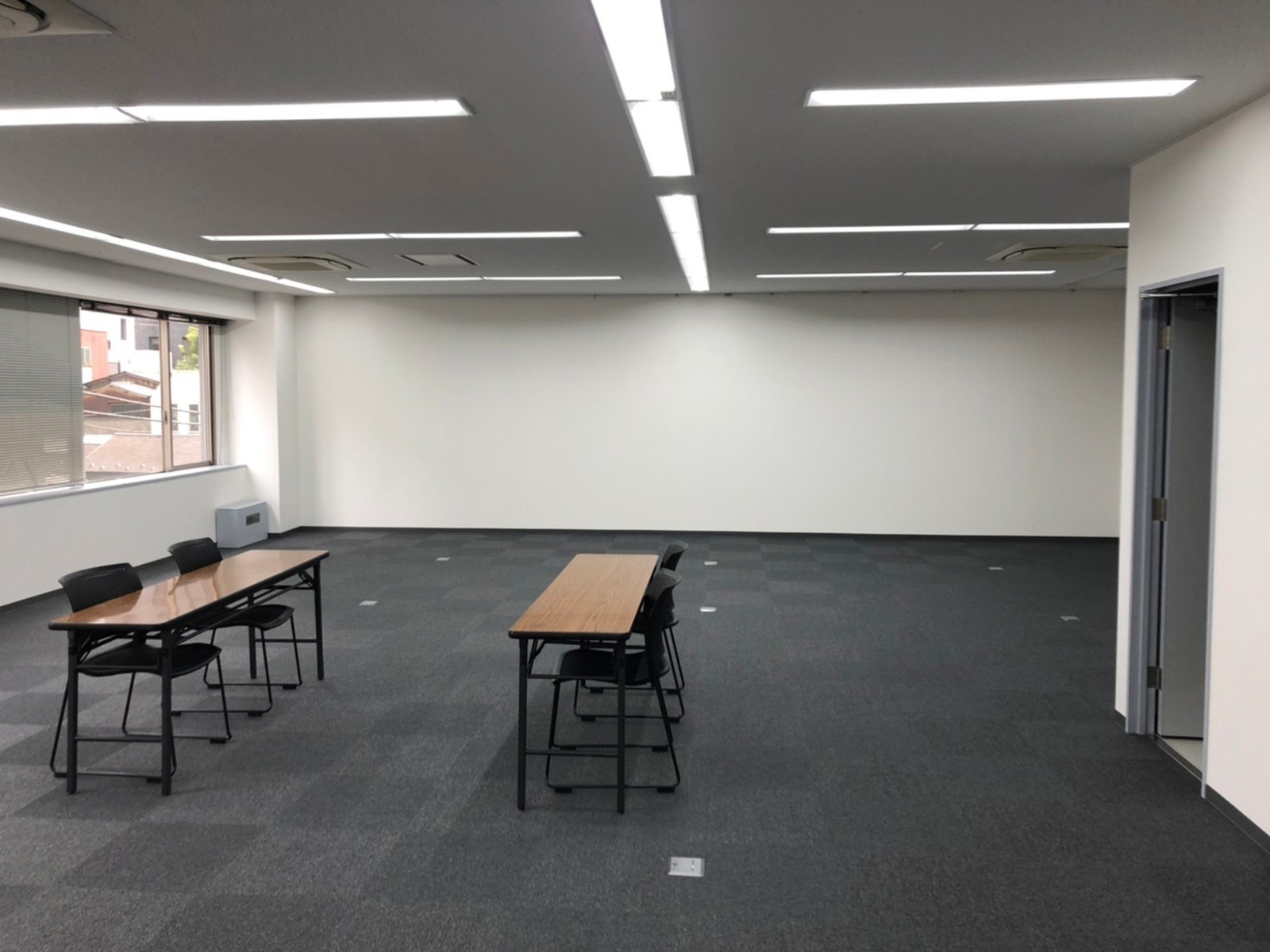 オフィス室内参考画像