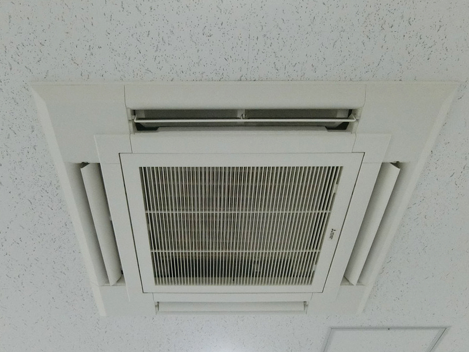 空調