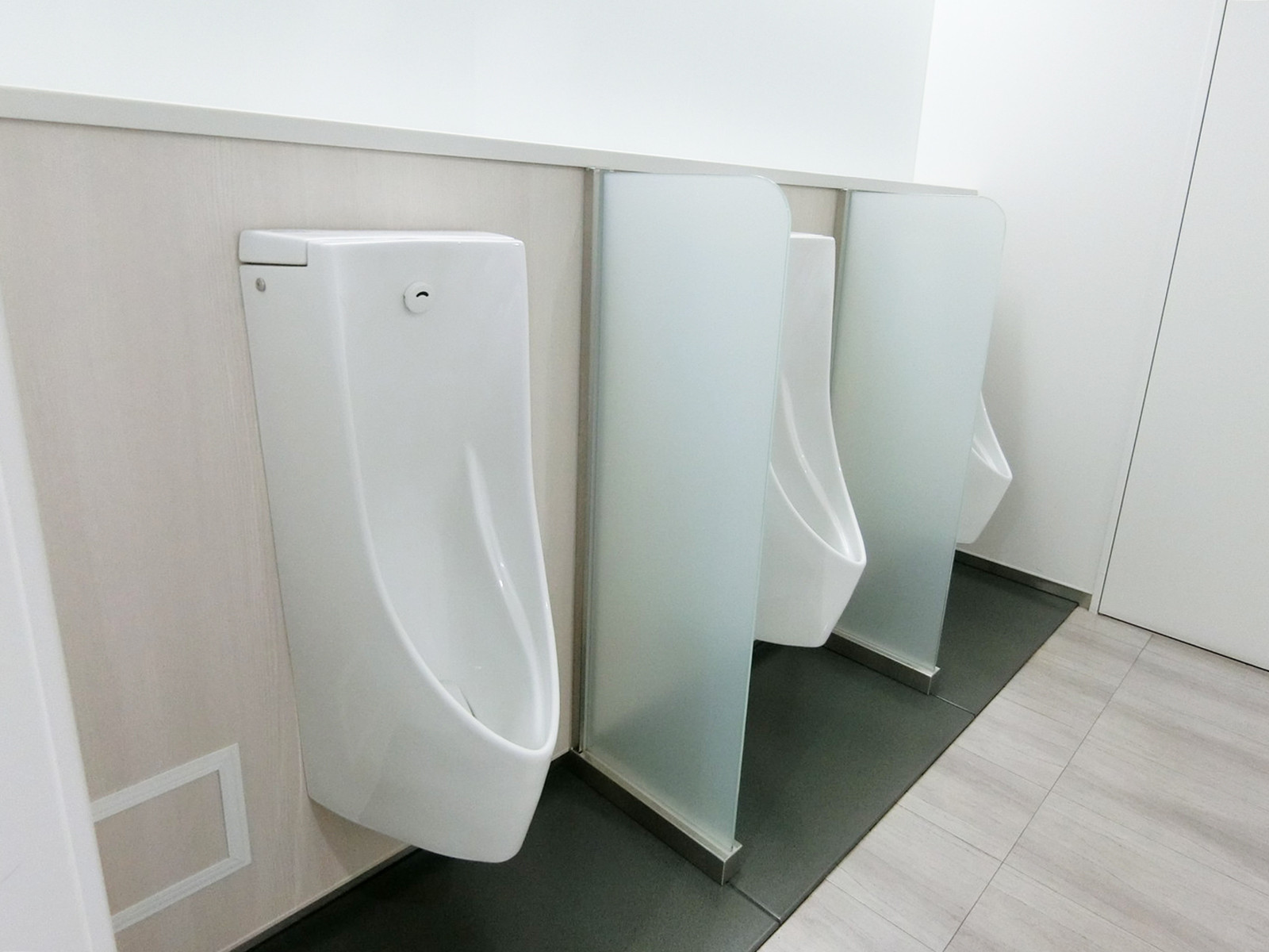 男性用トイレ