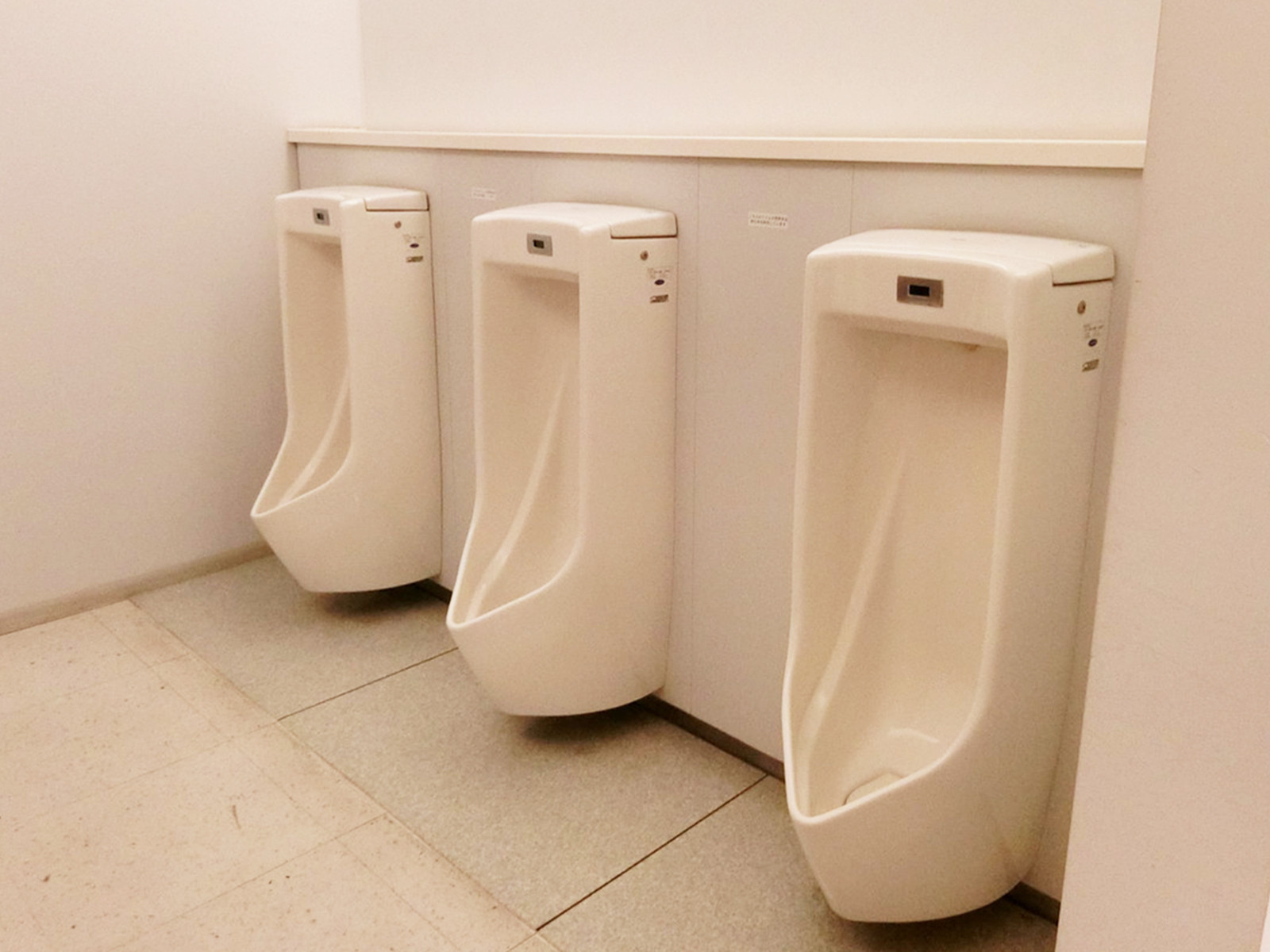男性用トイレ
