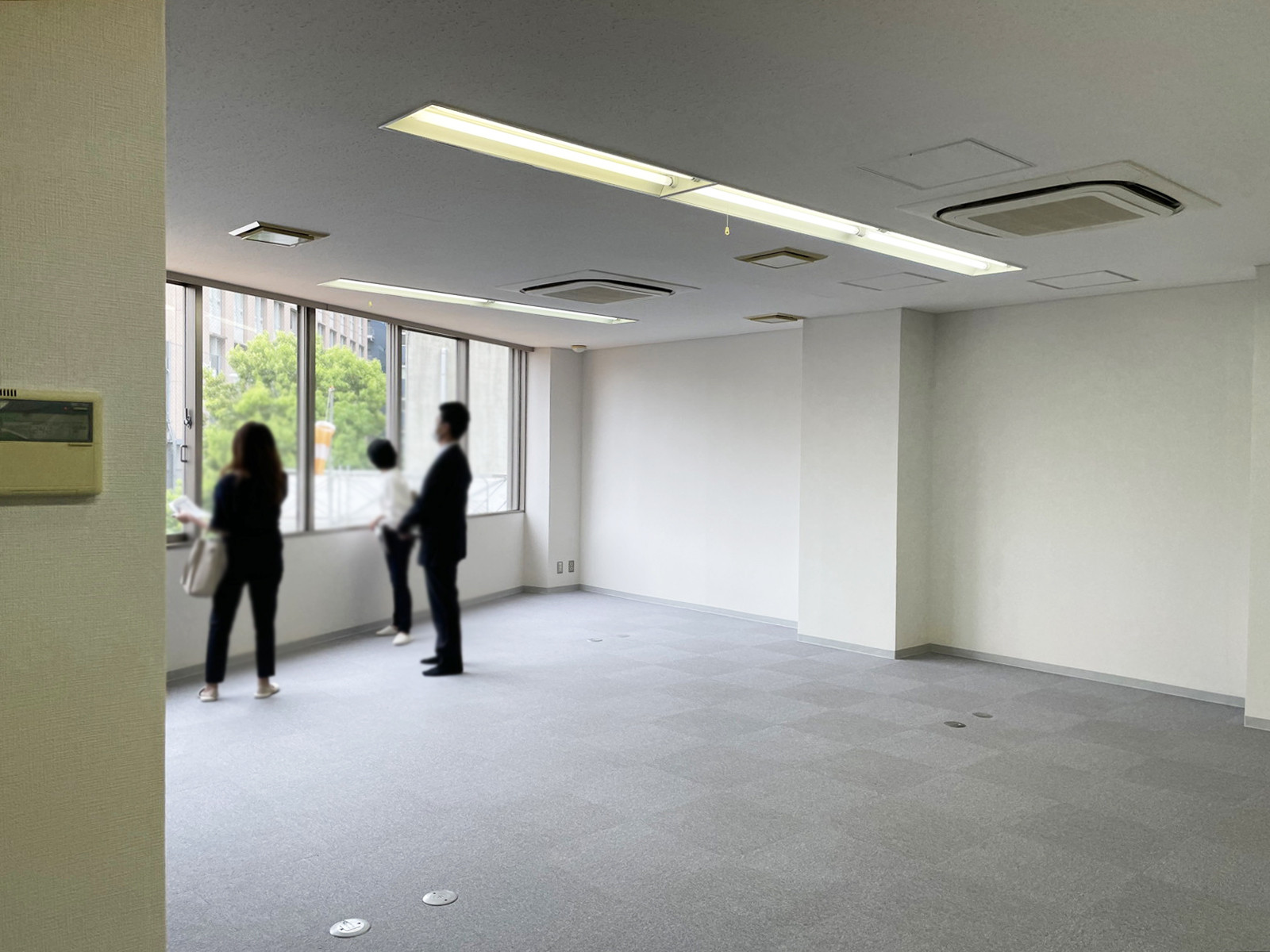 別角度の様子