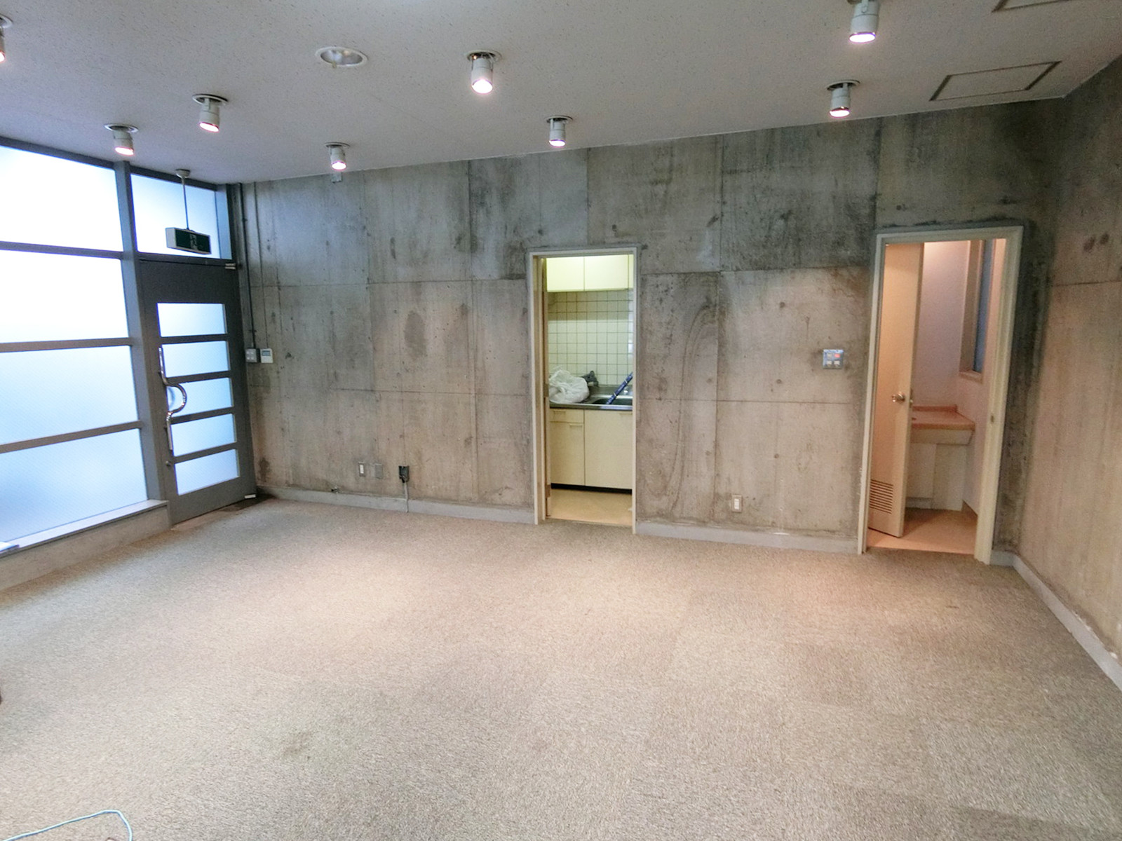 オフィス室内参考画像(1階・約24坪)