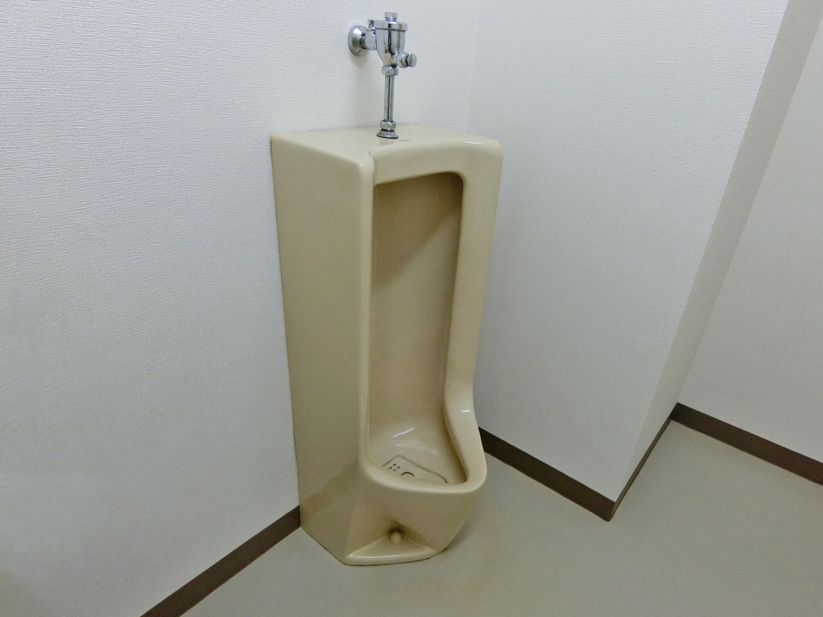 男性用トイレ