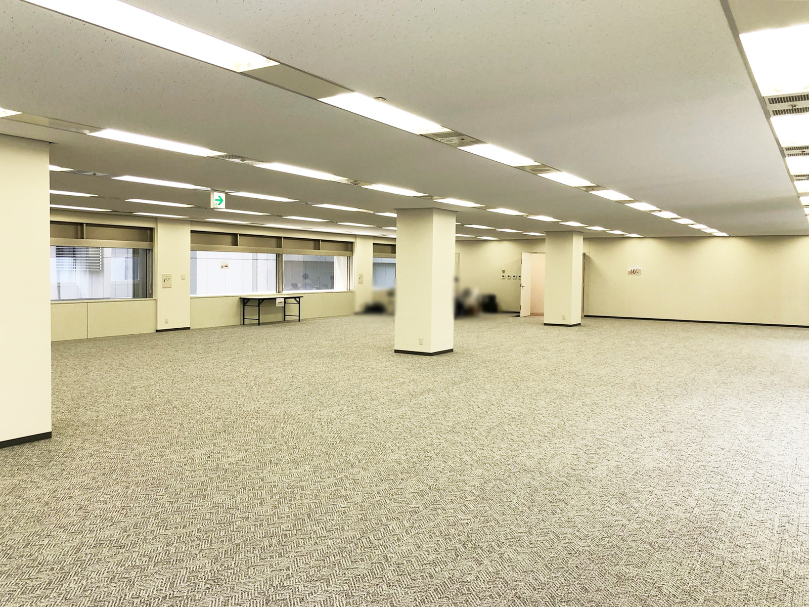 オフィス室内参考画像