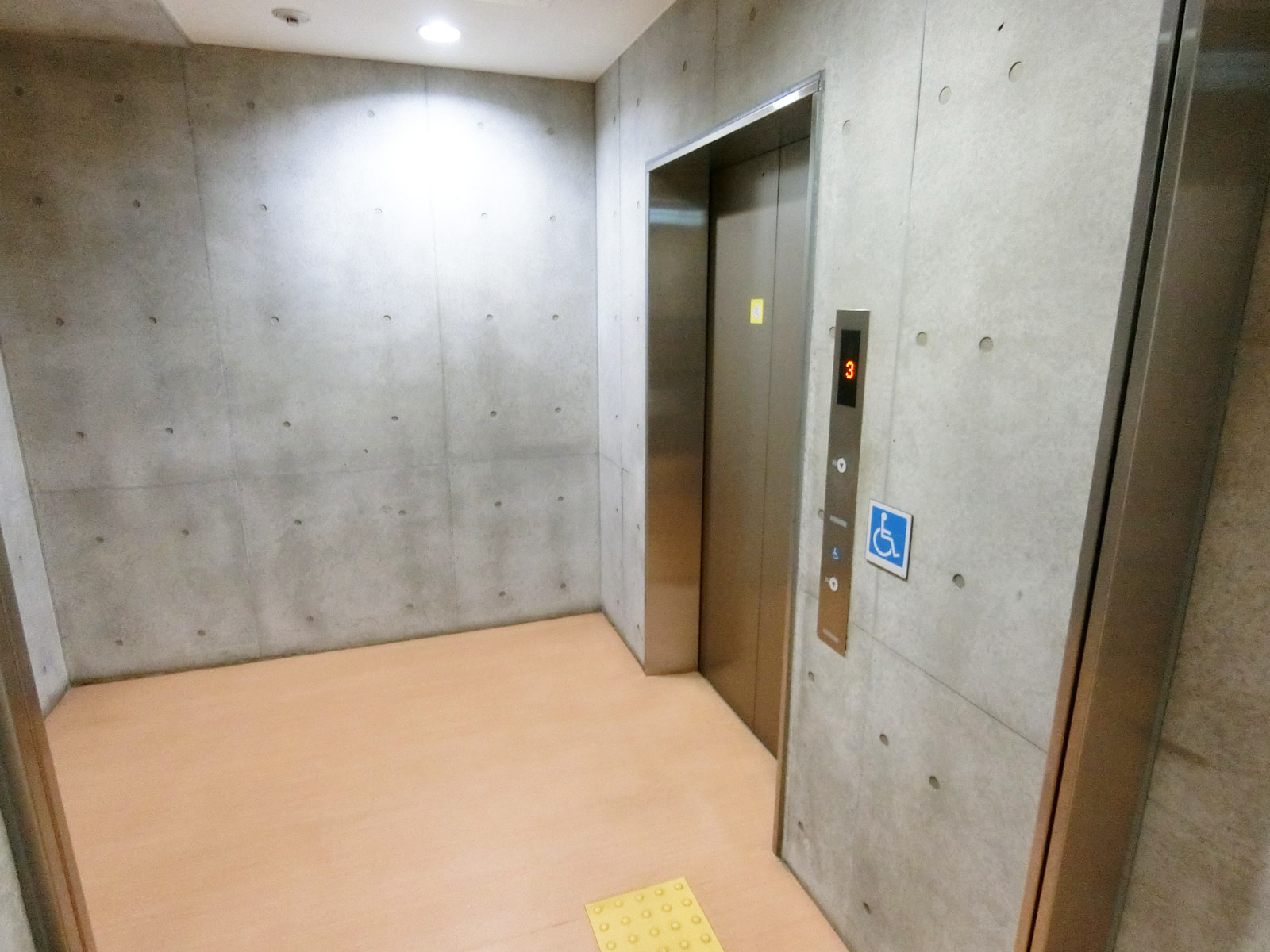 エレベーター