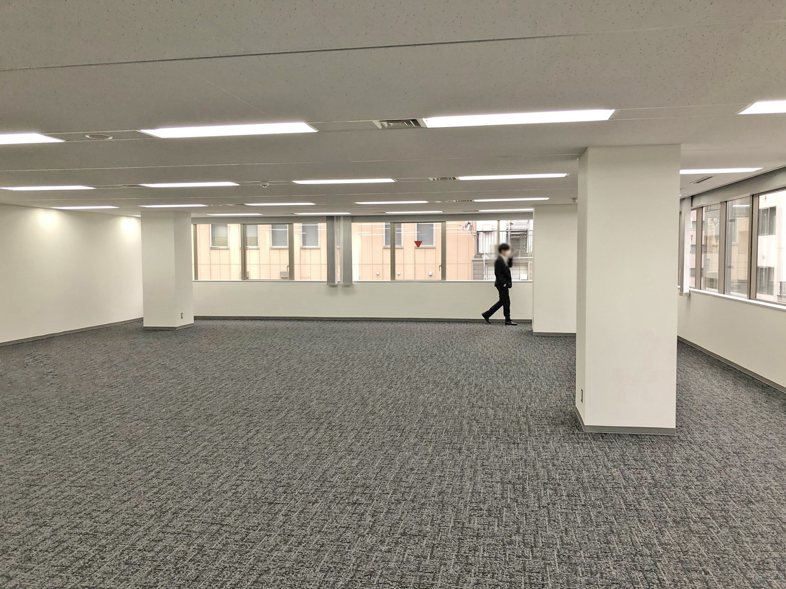 奥行きのあるフロア