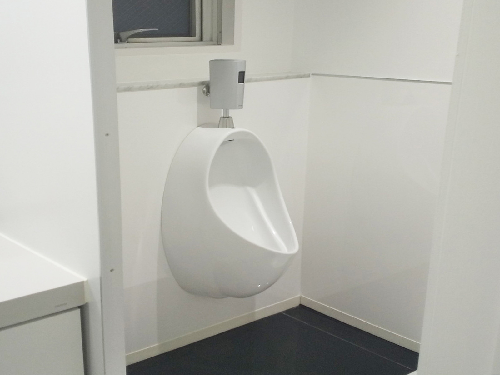 男性用トイレ