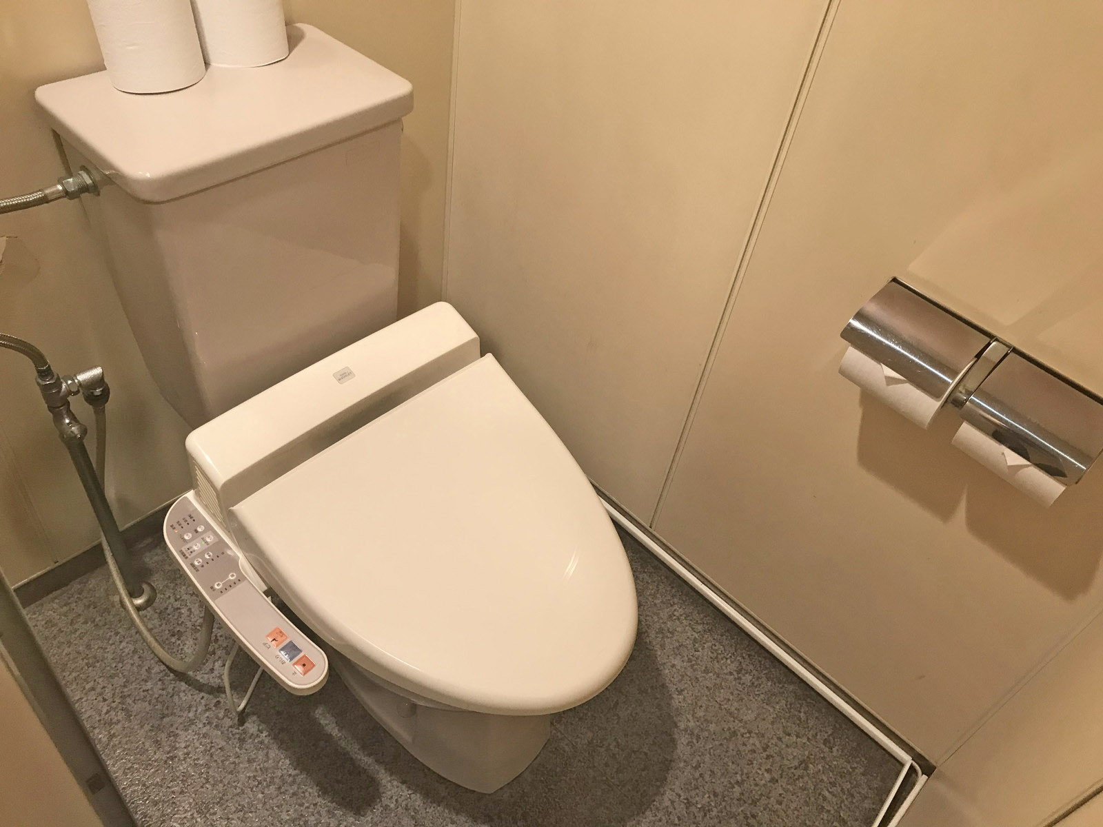 個室トイレ
