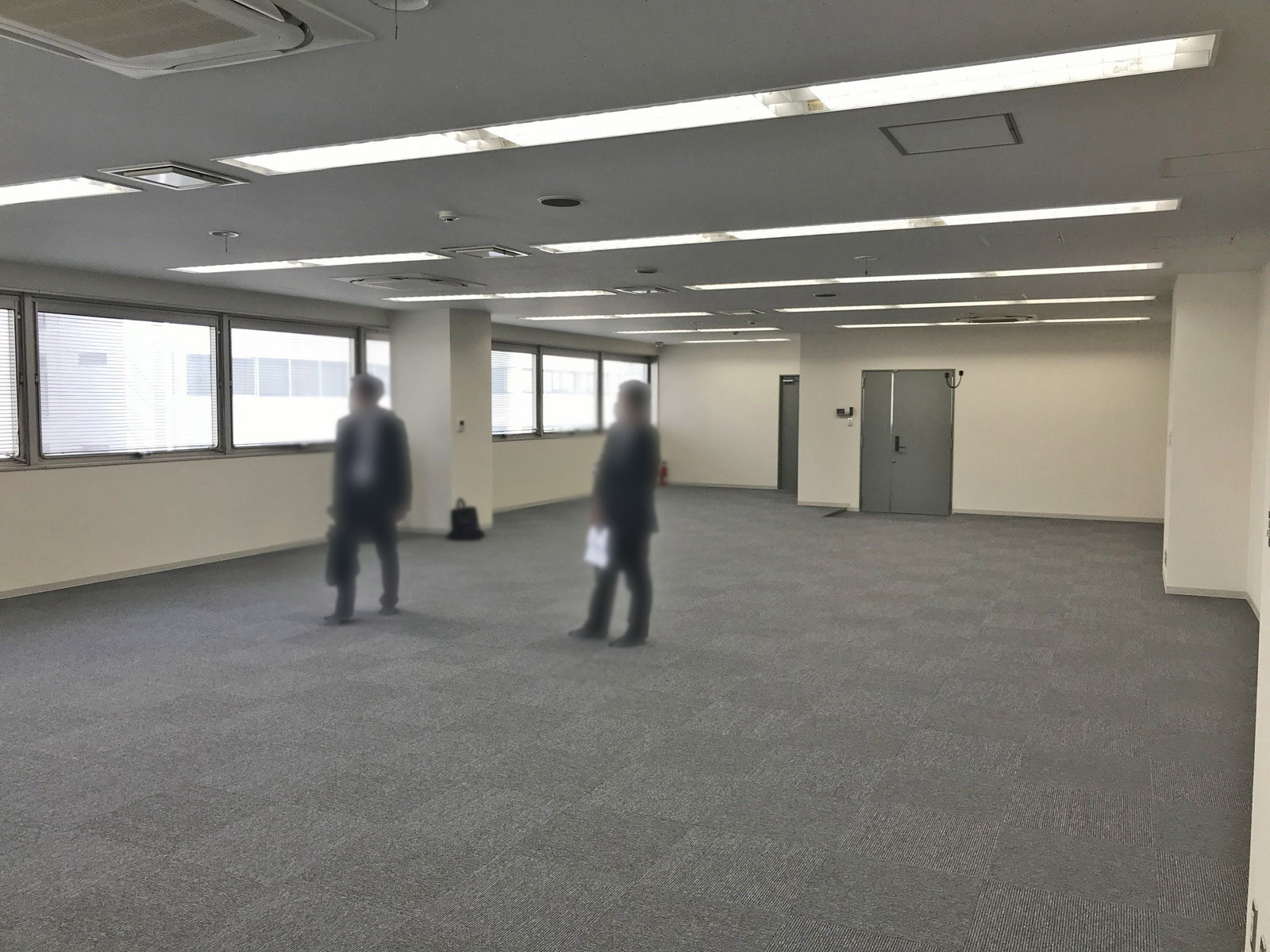 別角度の様子