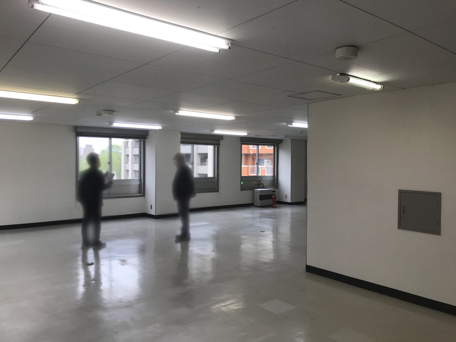 オフィス室内参考画像