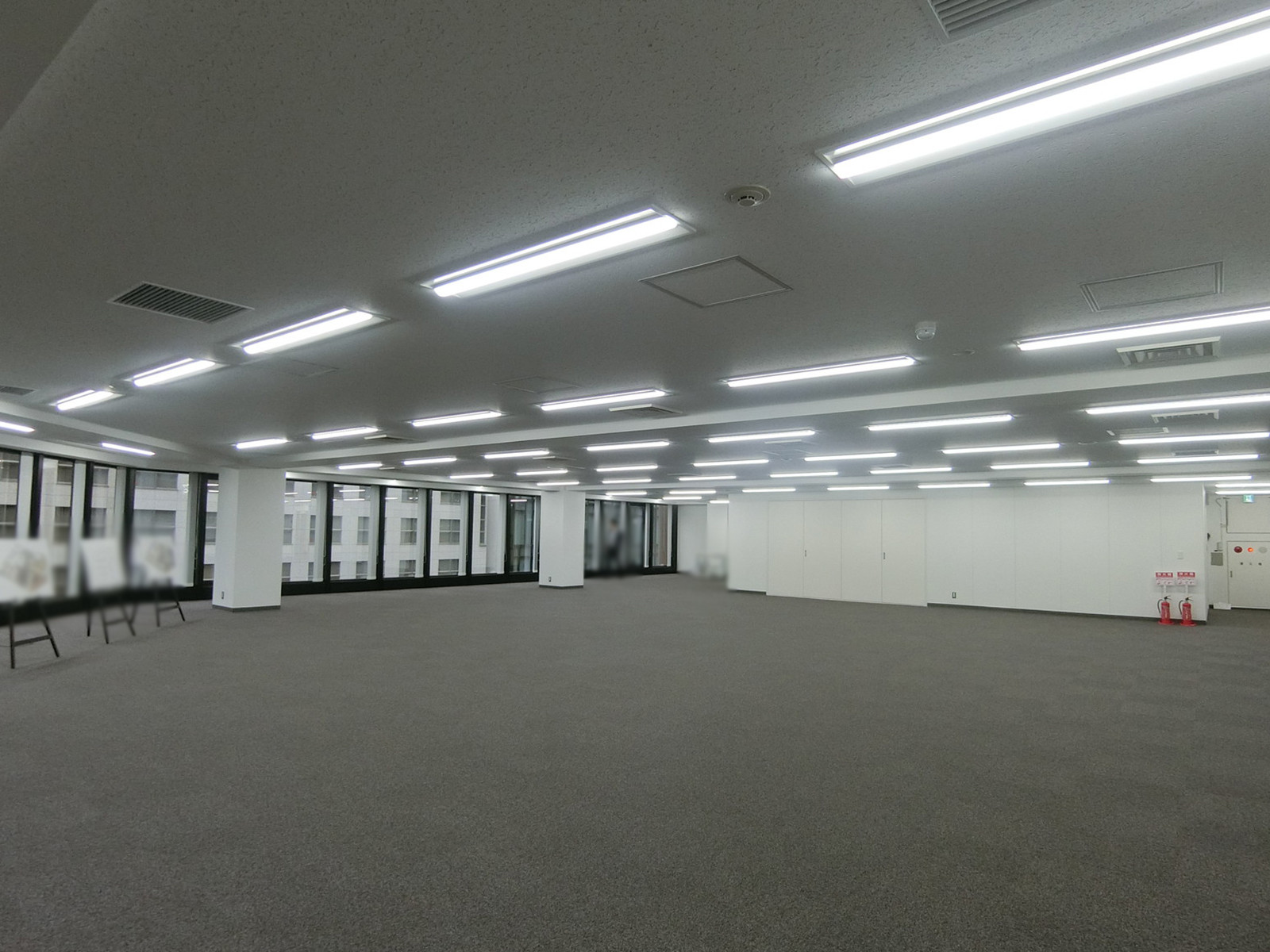 別角度の様子