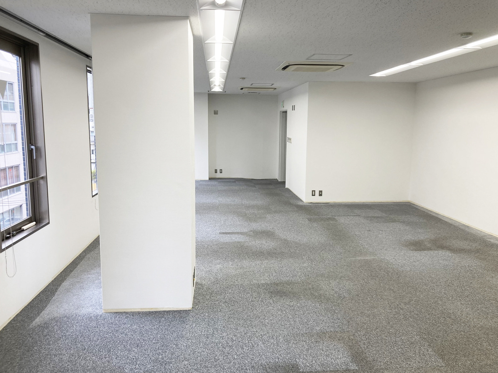 別角度の様子