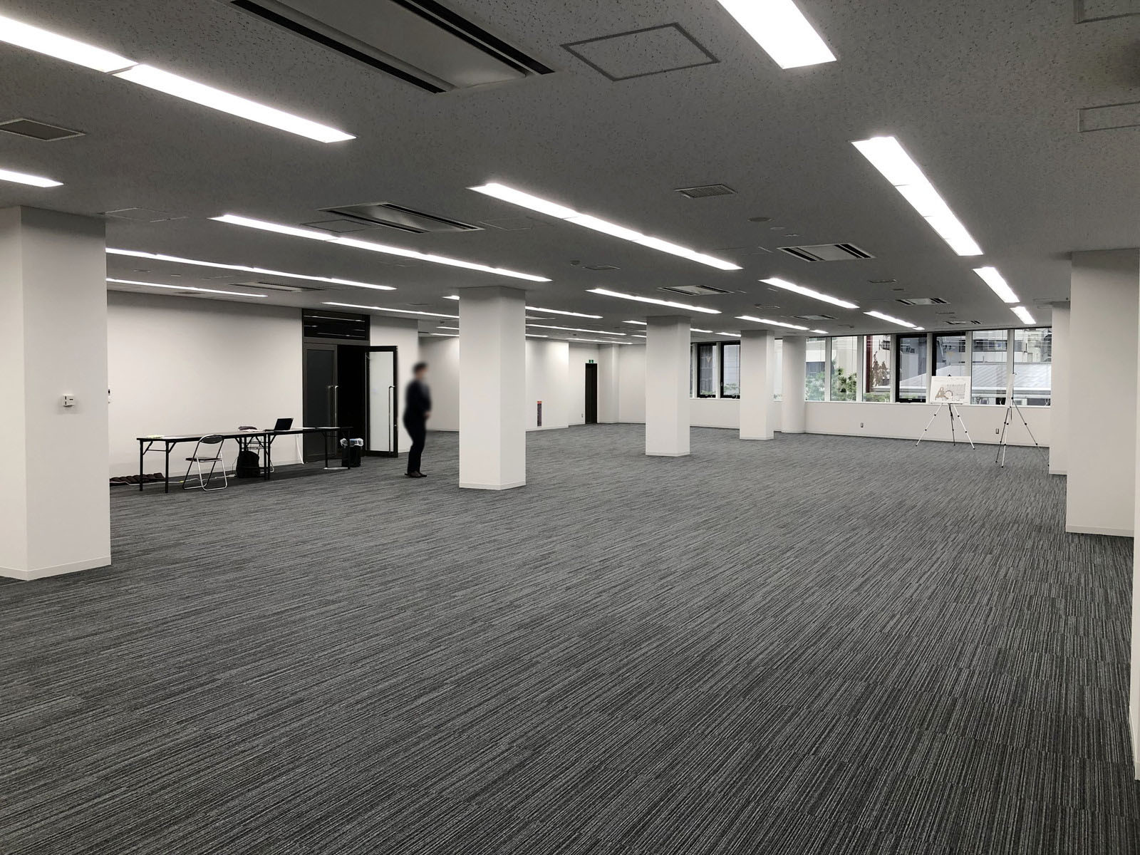オフィス室内参考画像
