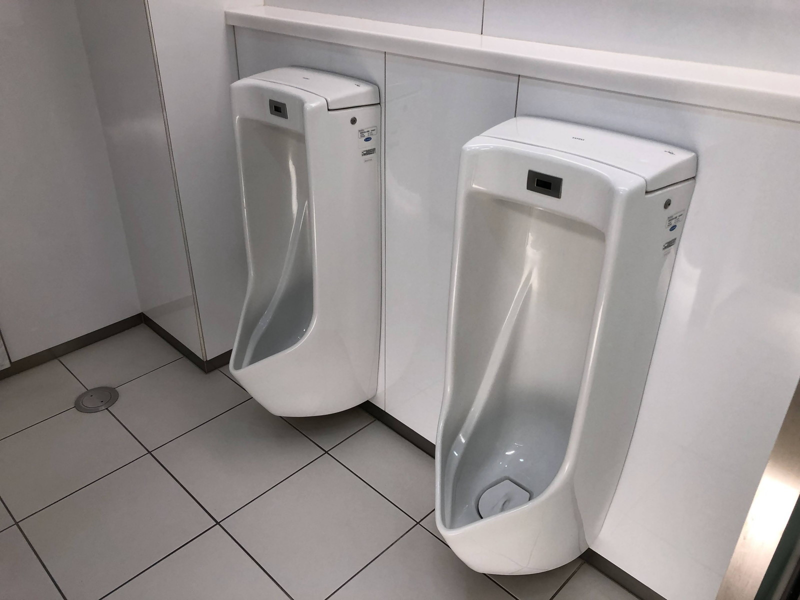 男性用トイレ