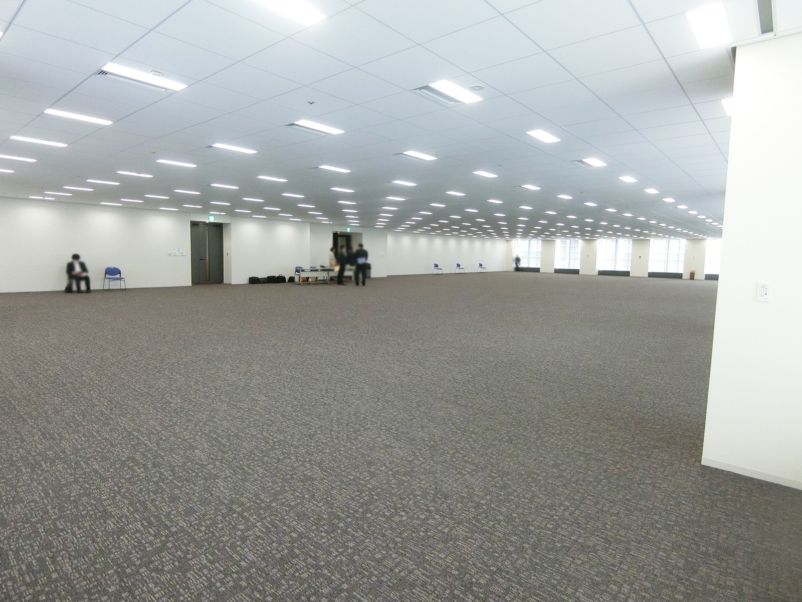オフィス室内参考画像（5階・約235坪）
