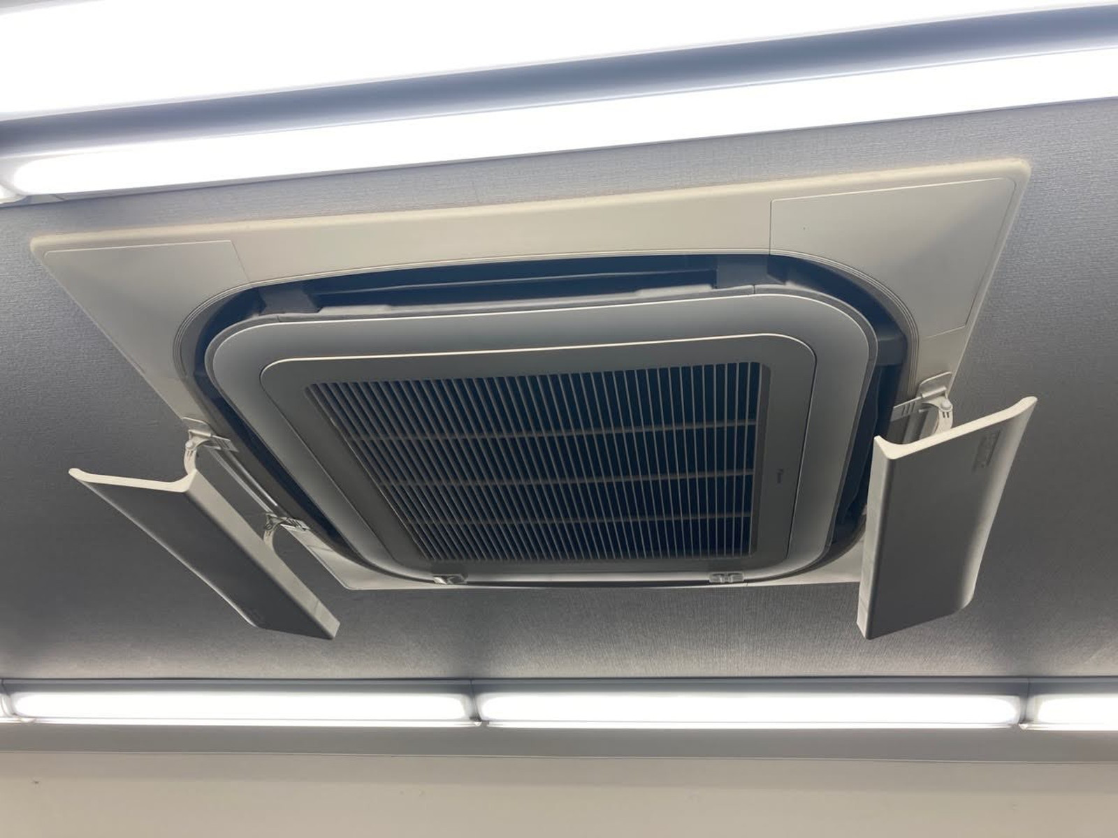 空調吹出口