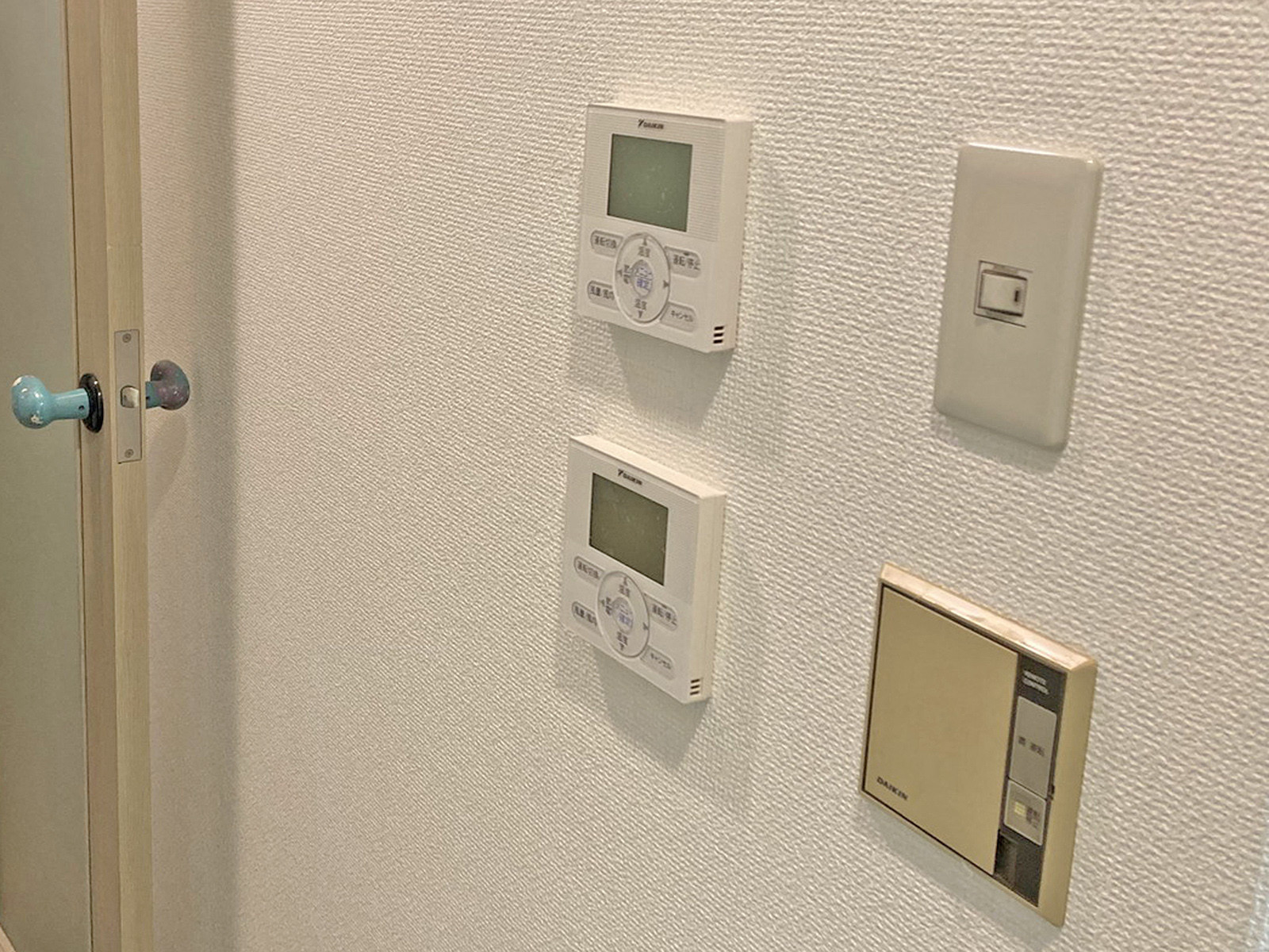 スイッチ類