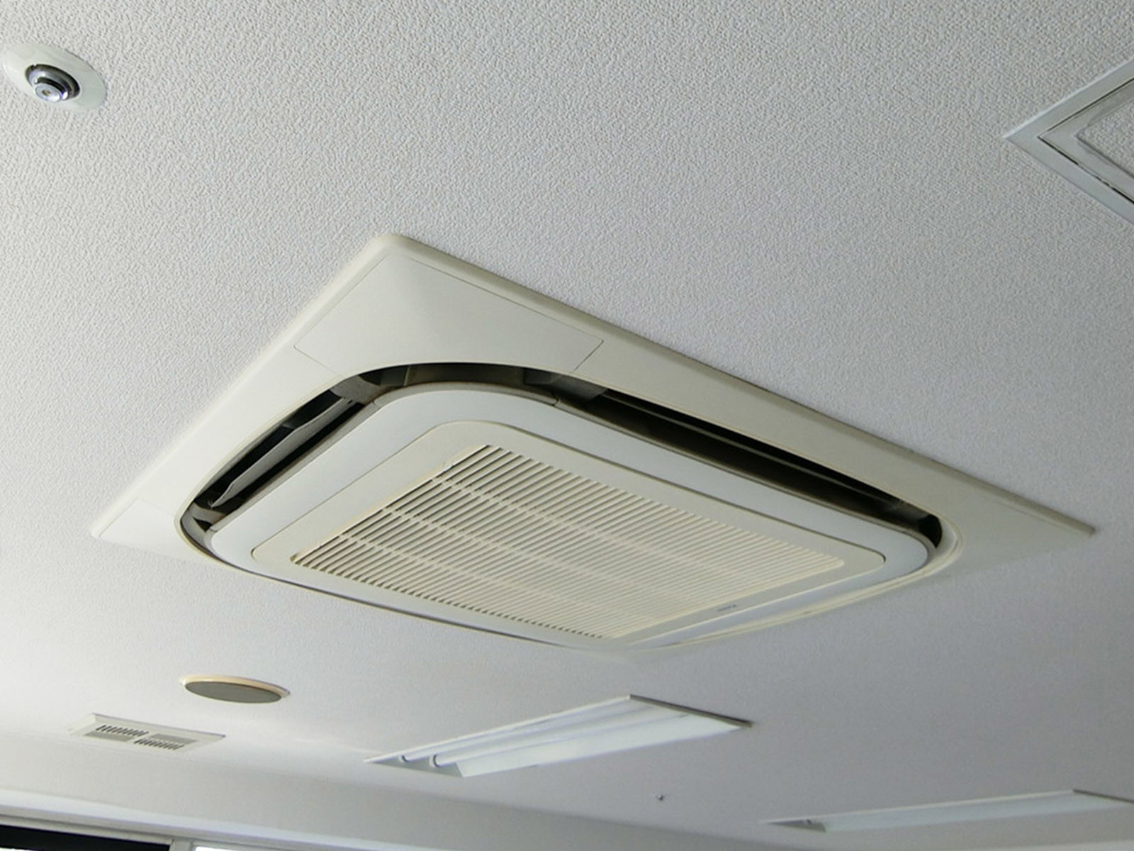 空調