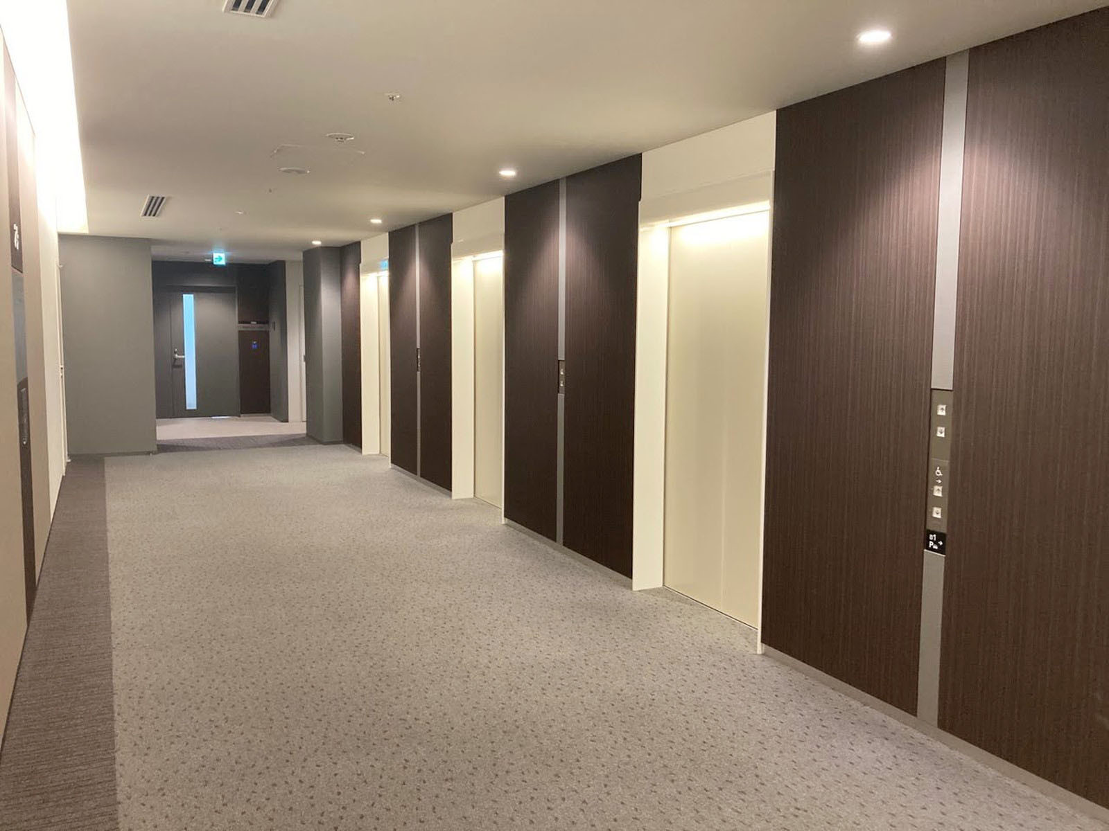 エレベーターホール