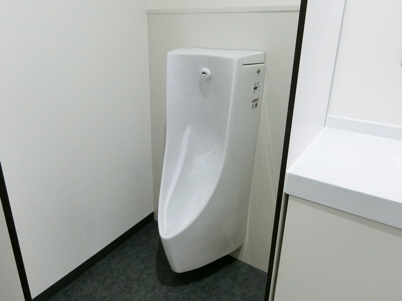 男性用トイレ