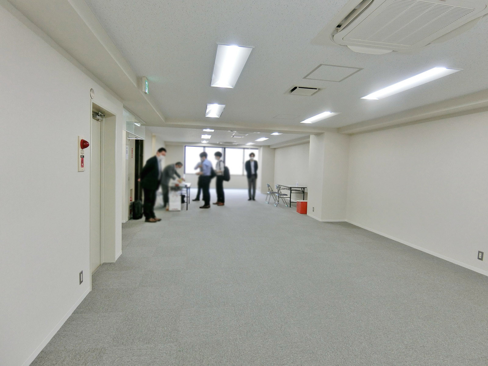別角度の様子
