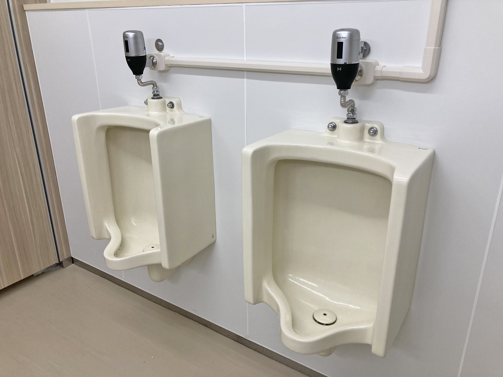 男性用トイレ