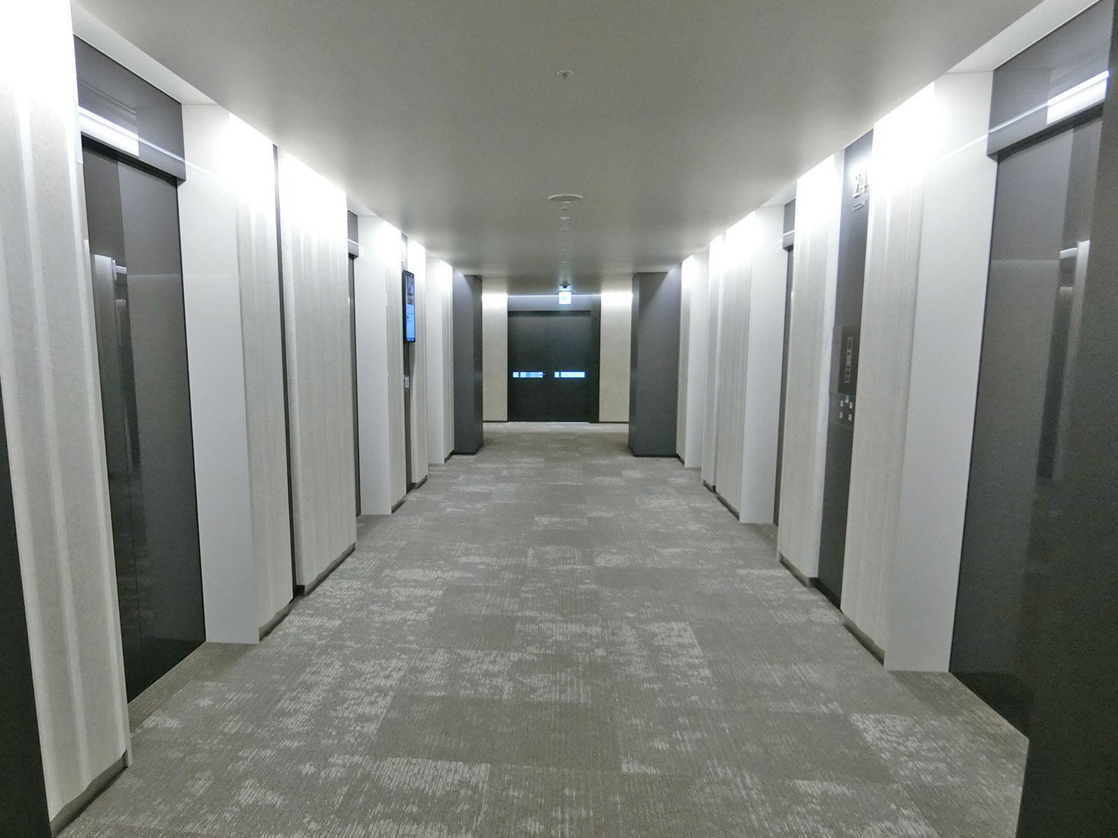 エレベーターホール