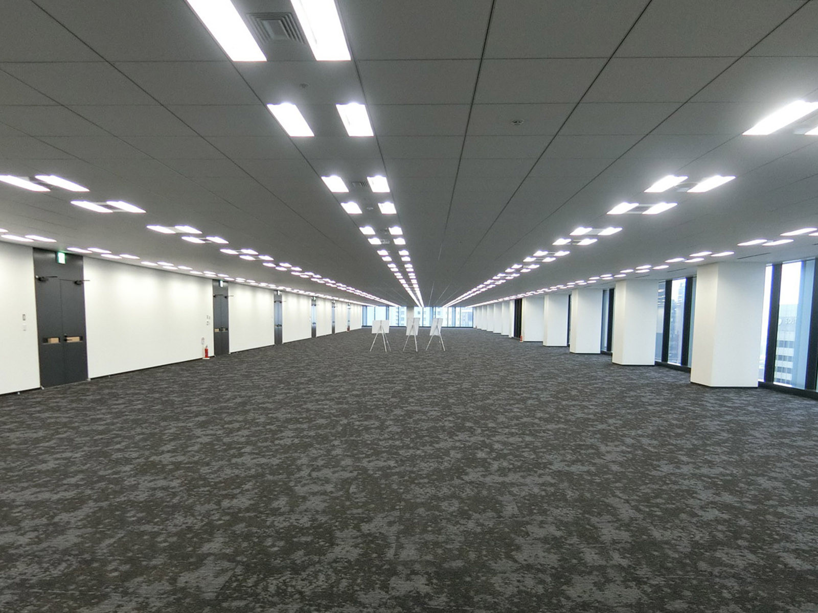 オフィス室内参考画像(24階・約1058坪)