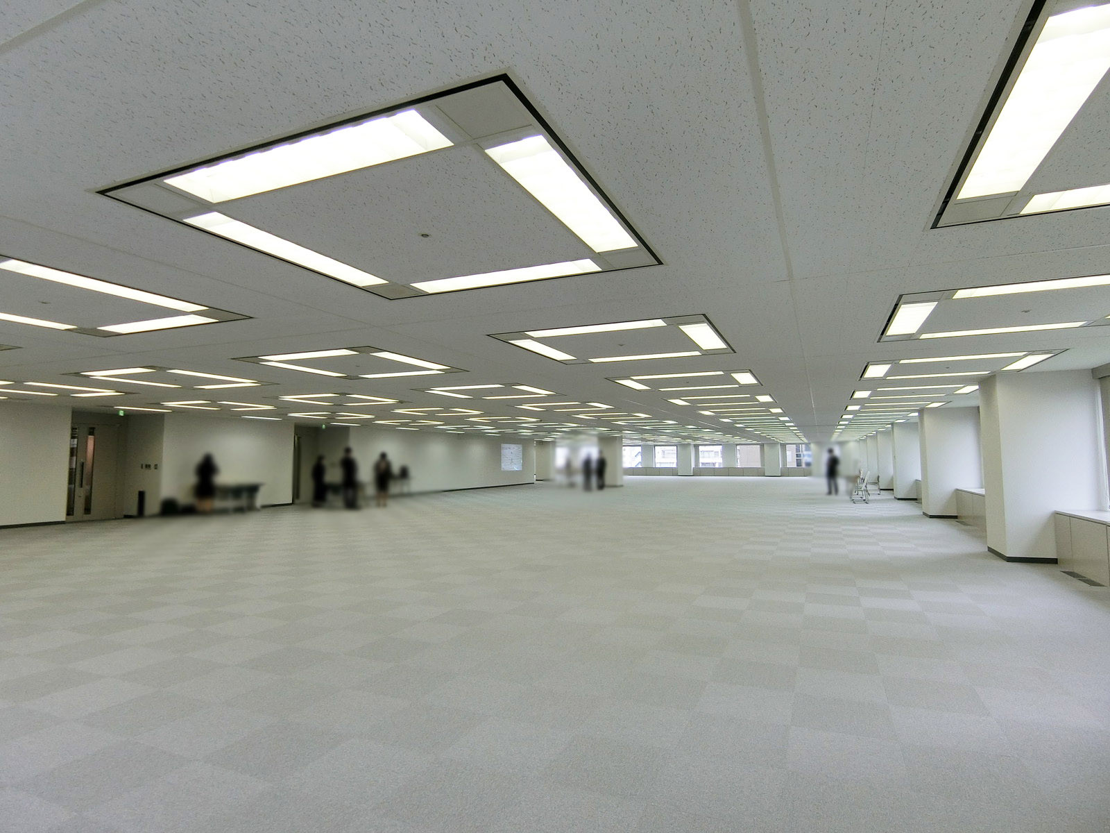 別角度の様子