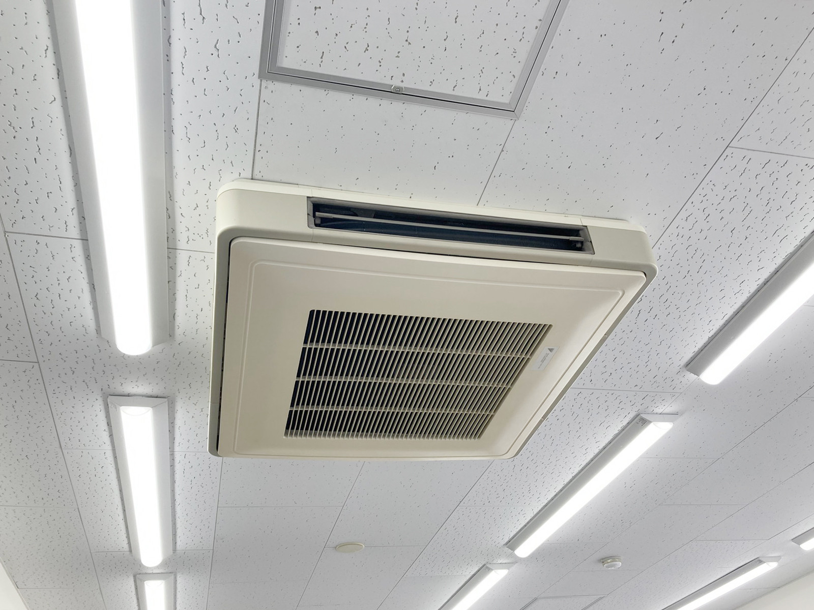 空調吹出口