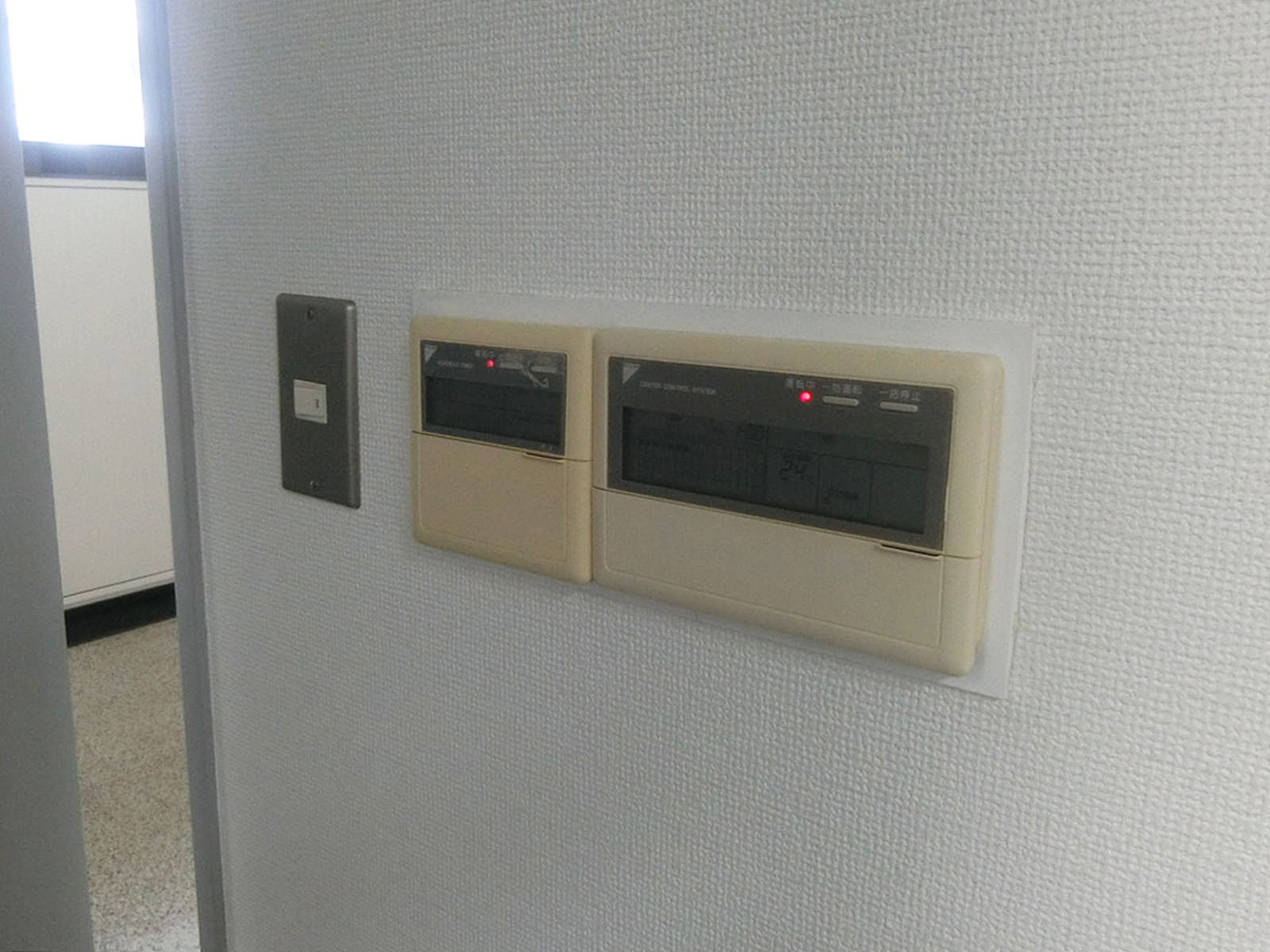 スイッチ類