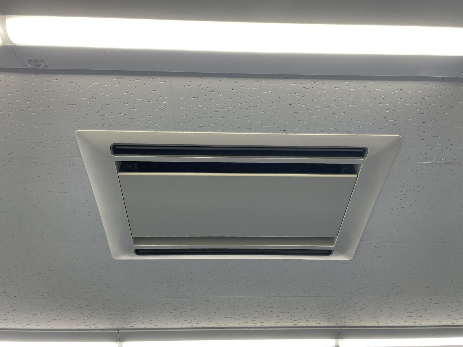 空調吹出口