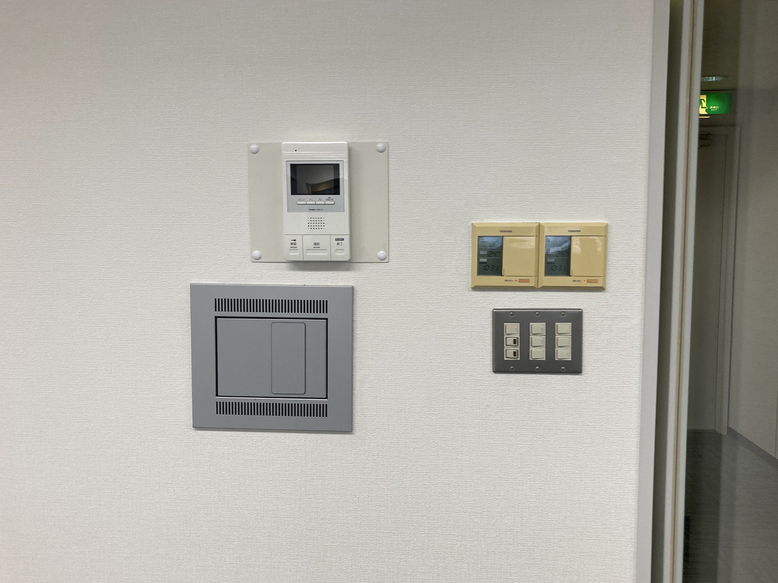 スイッチ類