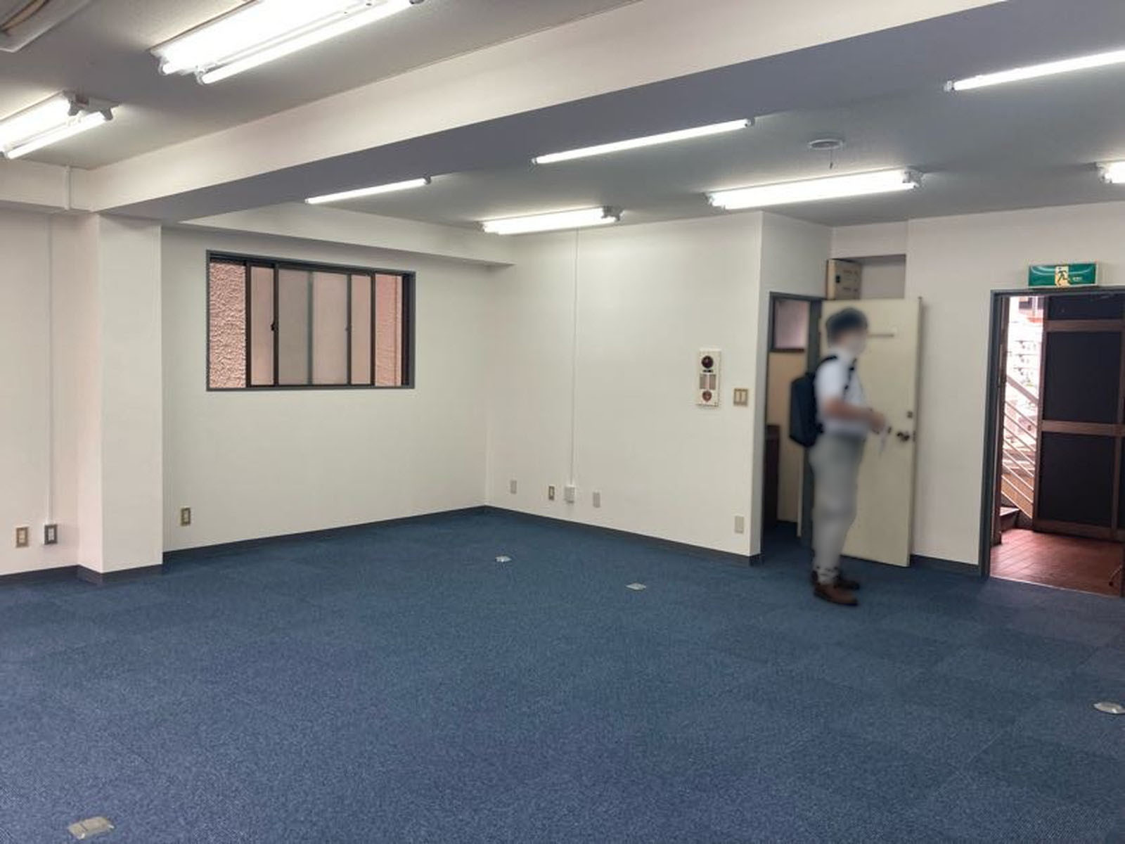 オフィス室内参考画像