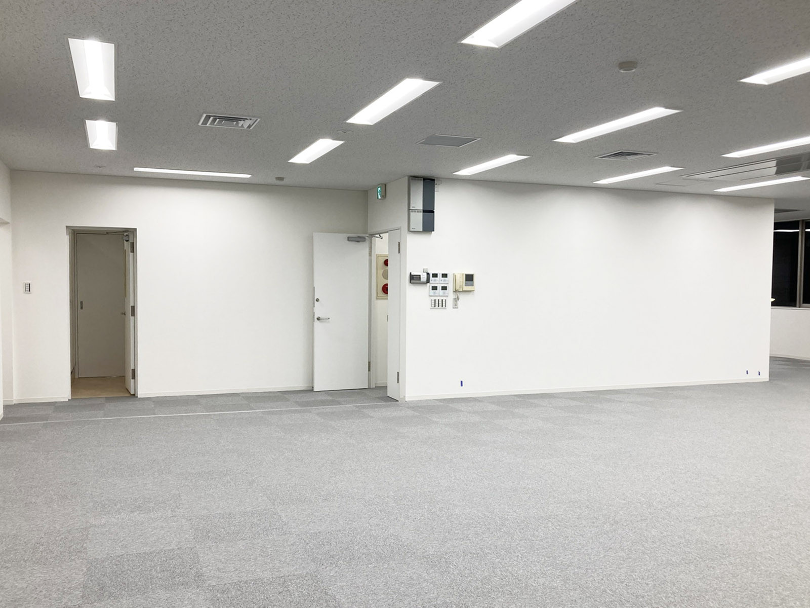 別角度の様子