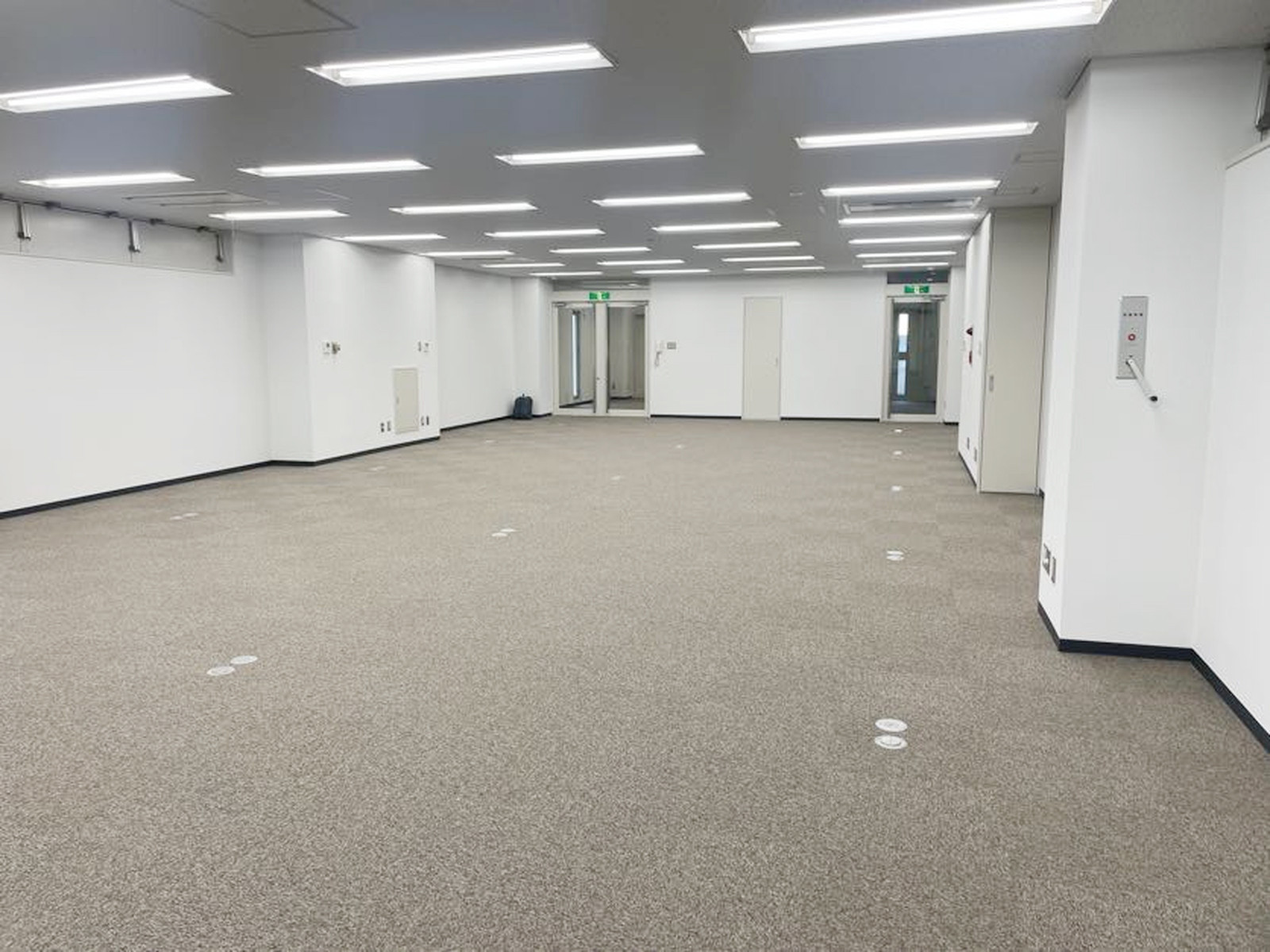 別角度の様子