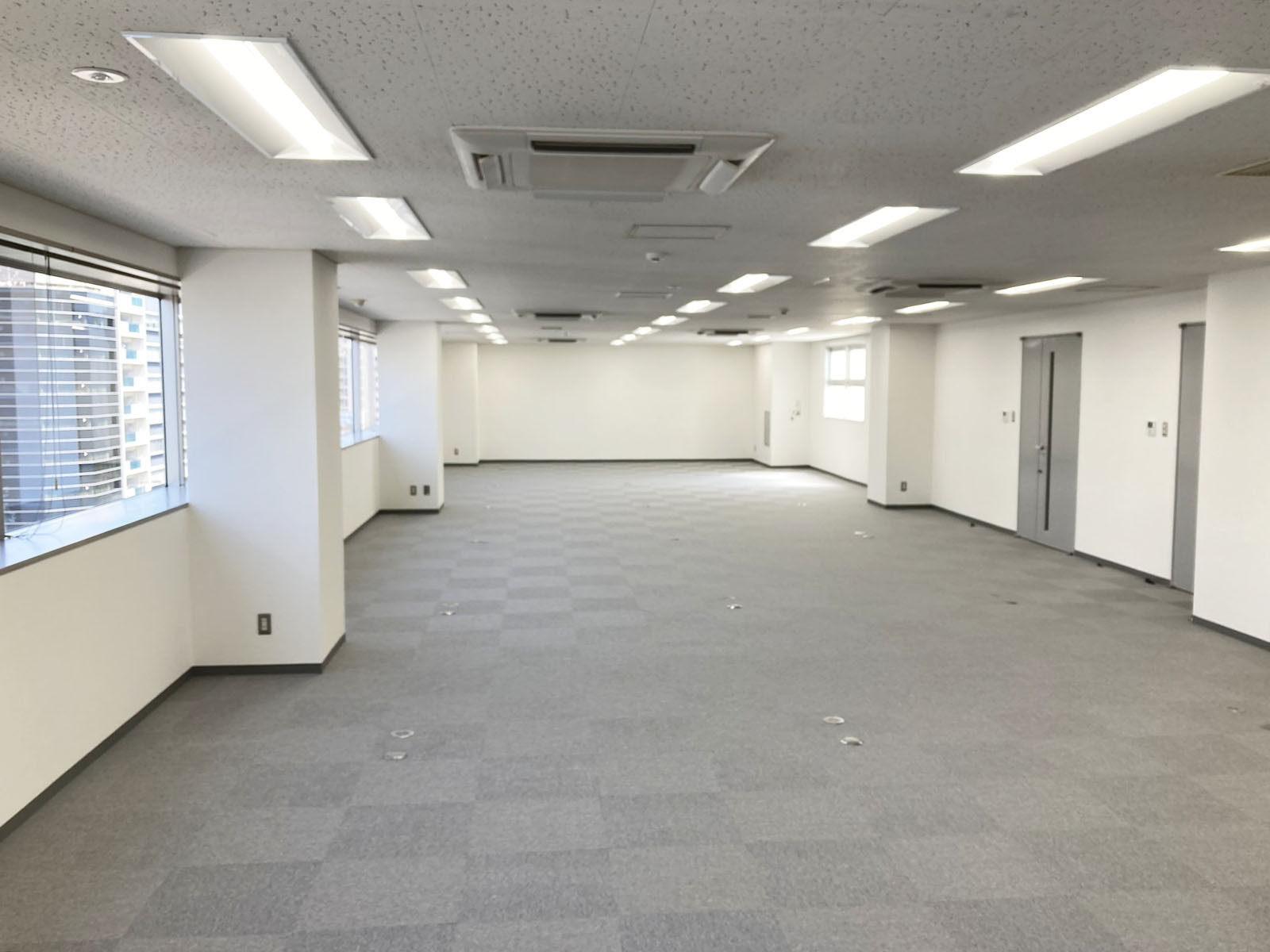 別角度の様子