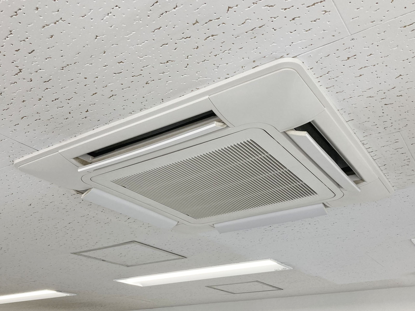 空調
